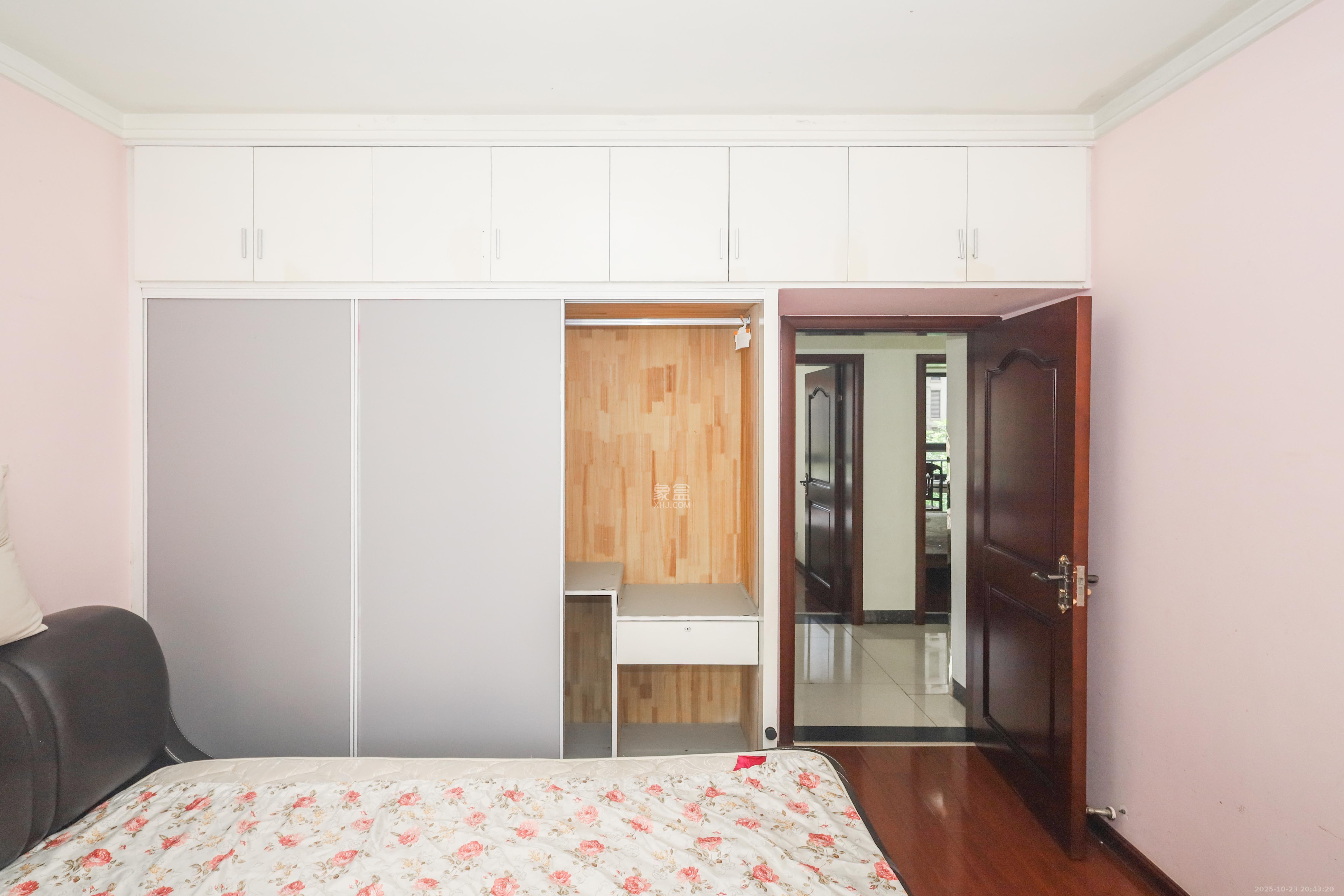 保利麓谷林语E区 3室2厅1卫 2400.0元/月 保利麓谷林语E区 3室2厅1卫 2400.0元/月室内图