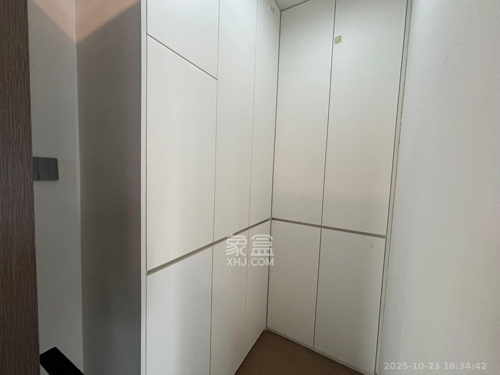欣利梅溪左岸  4室2厅2卫    3500.0元/月室内图