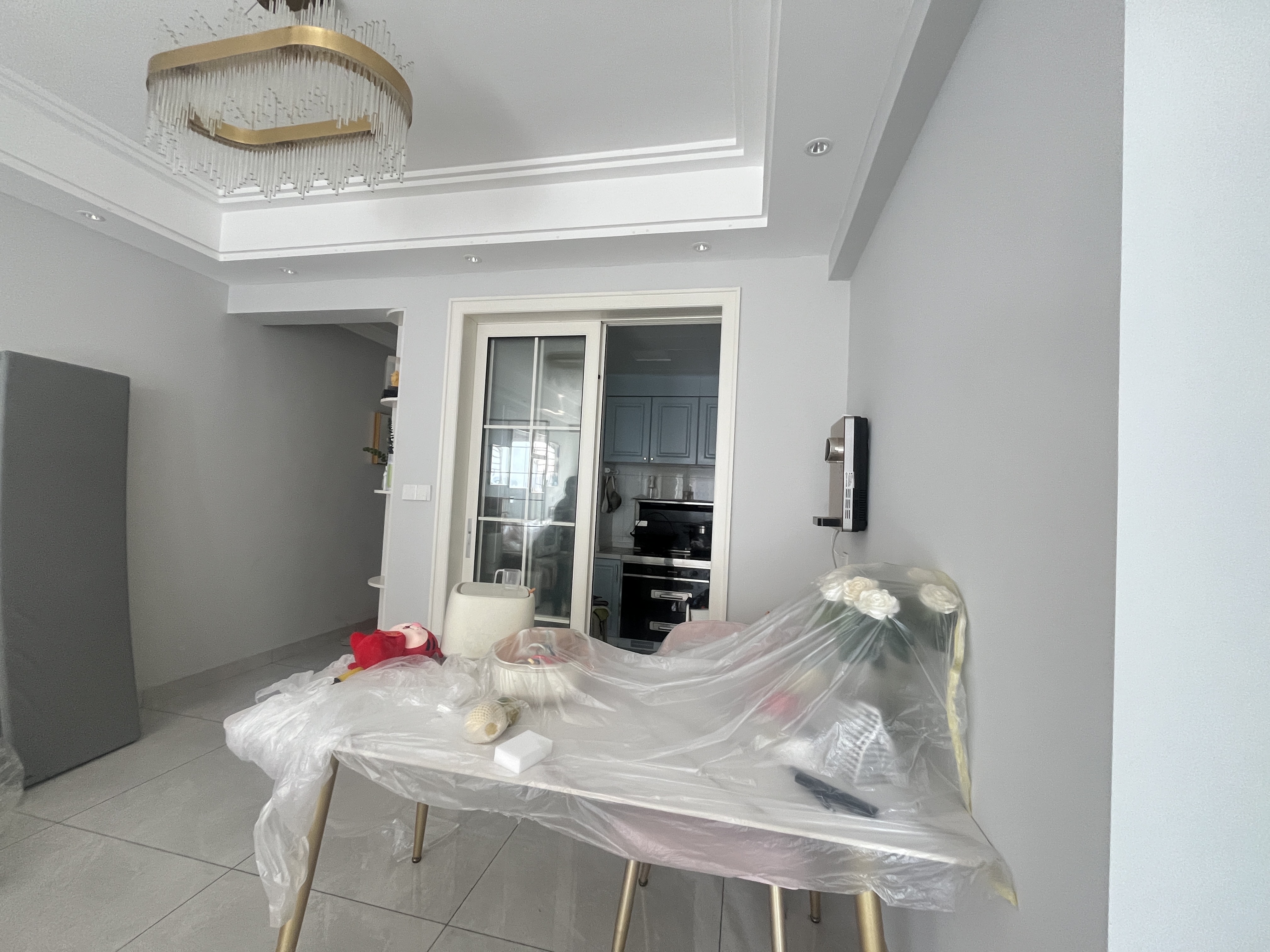 铂金汉宫  3室2厅2卫    1800.0元/月 铂金汉宫  3室2厅2卫    1800.0元/月室内图