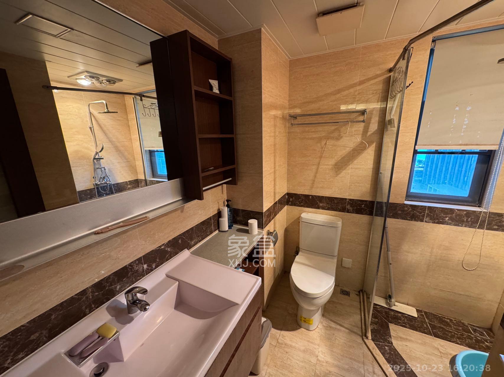 万科里金域滨江 3室2厅1卫 3500.0元/月 万科里金域滨江 3室2厅1卫 3500.0元/月室内图