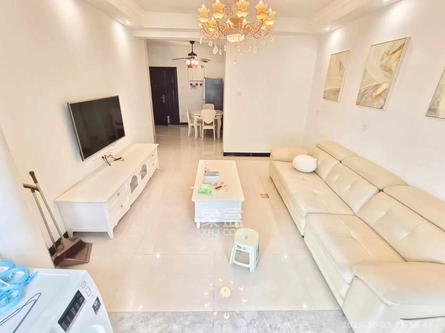 宜家湘颂(景致雅苑)  2室1厅1卫    2500.0元/月 宜家湘颂(景致雅苑)  2室1厅1卫    2500.0元/月室内图1