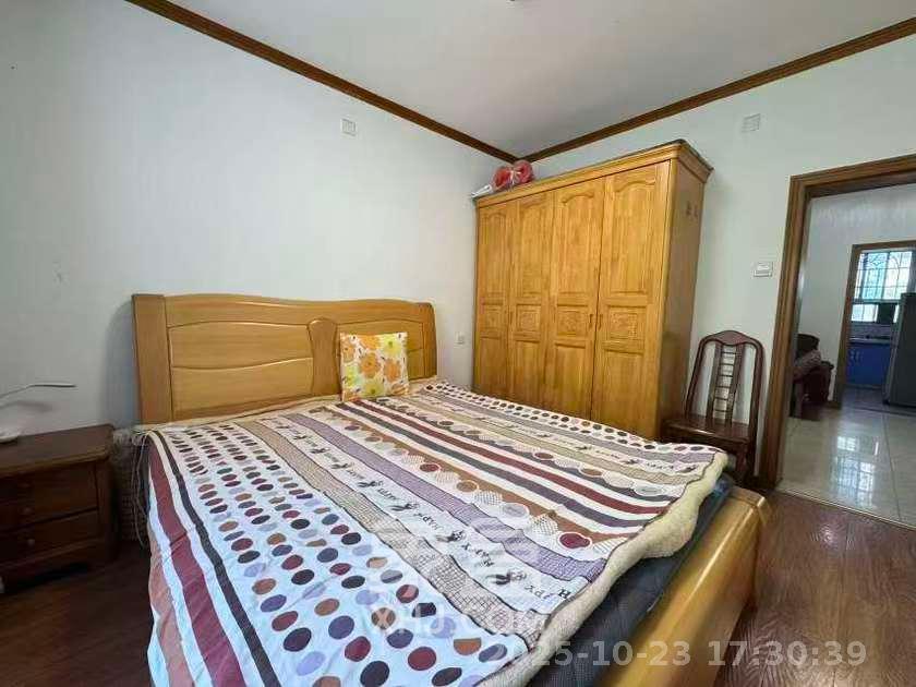 正圆小区(树木岭) 2室1厅1卫 1300.0元/月 正圆小区(树木岭) 2室1厅1卫 1300.0元/月室内图