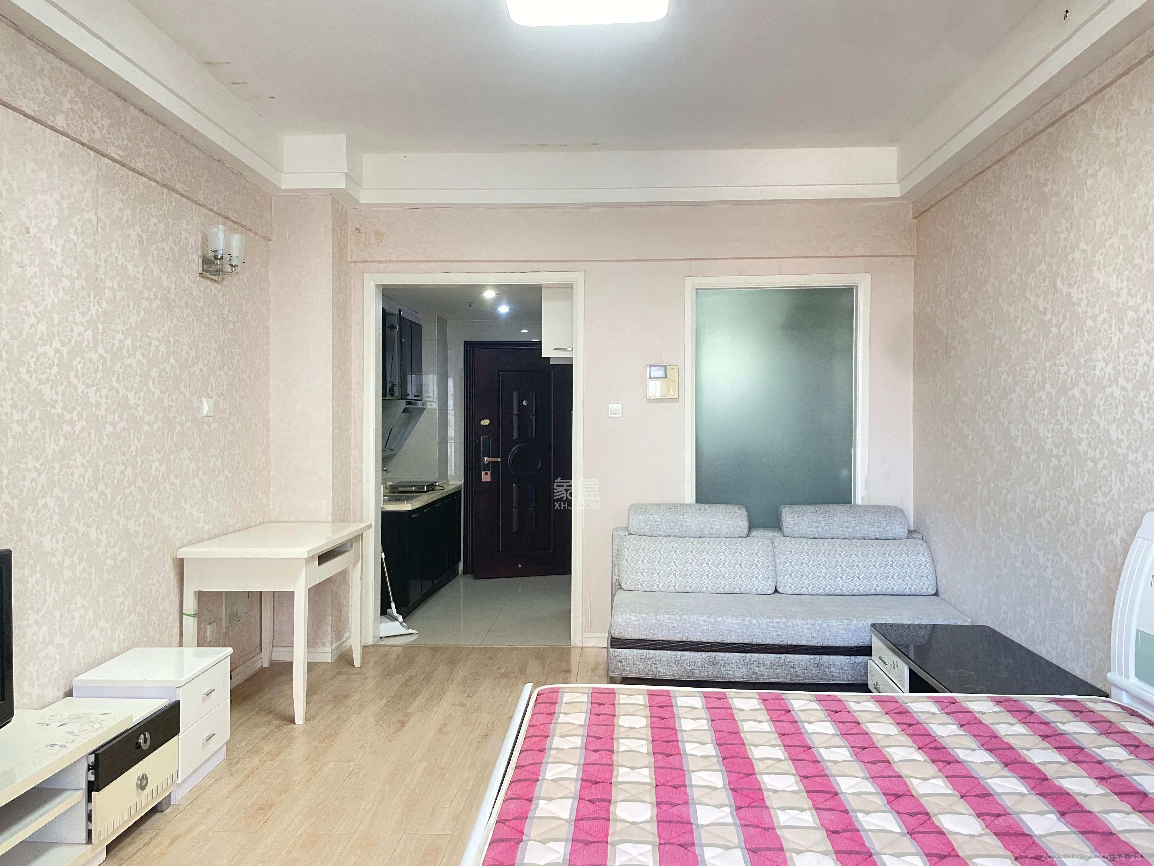 湘腾城市广场  1室1厅1卫    1600.0元/月 湘腾城市广场  1室1厅1卫    1600.0元/月室内图