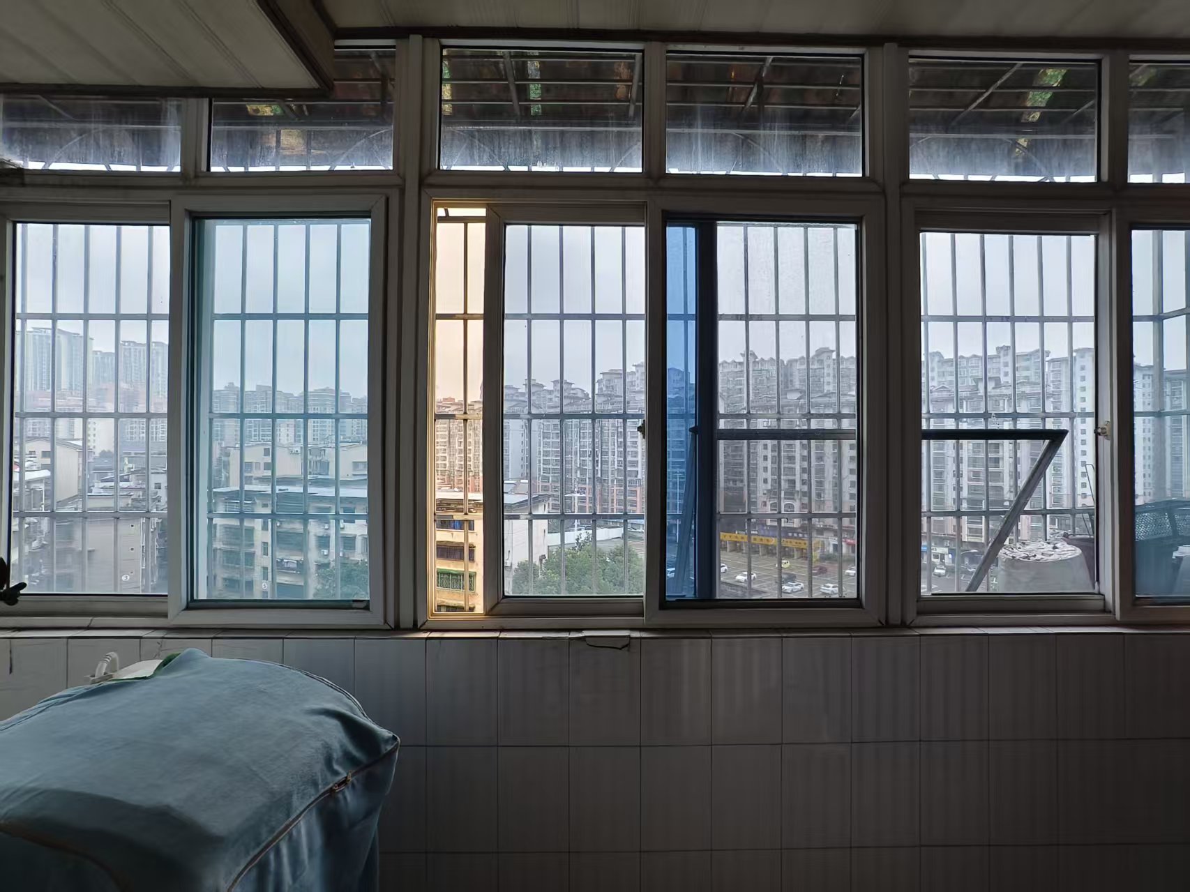 赫山公路局单位房 3室2厅2卫 35.8万 赫山公路局单位房 3室2厅2卫 35.8万室内图