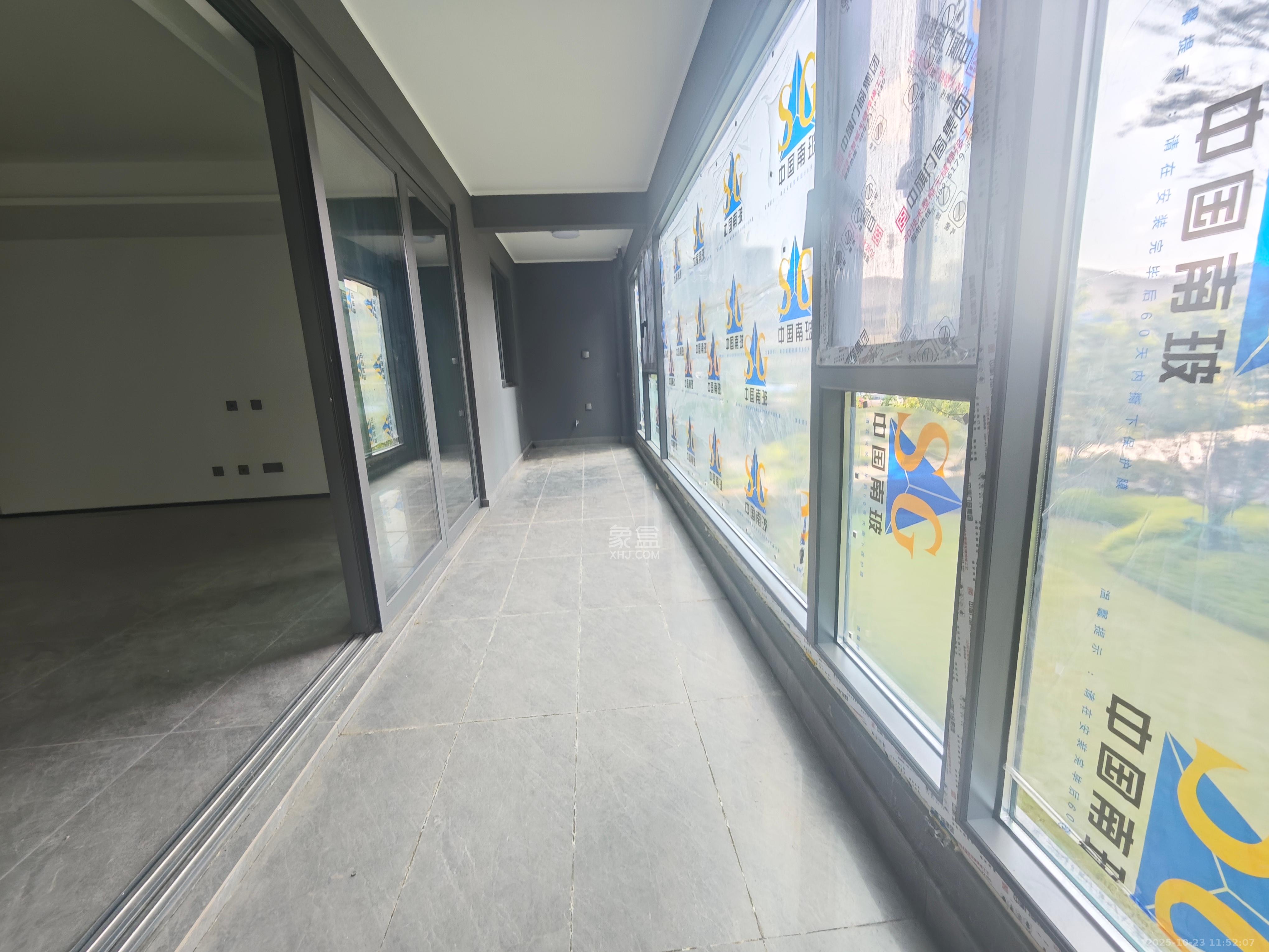 万科松湖天地 4室2厅3卫 8000.0元/月 万科松湖天地 4室2厅3卫 8000.0元/月室内图