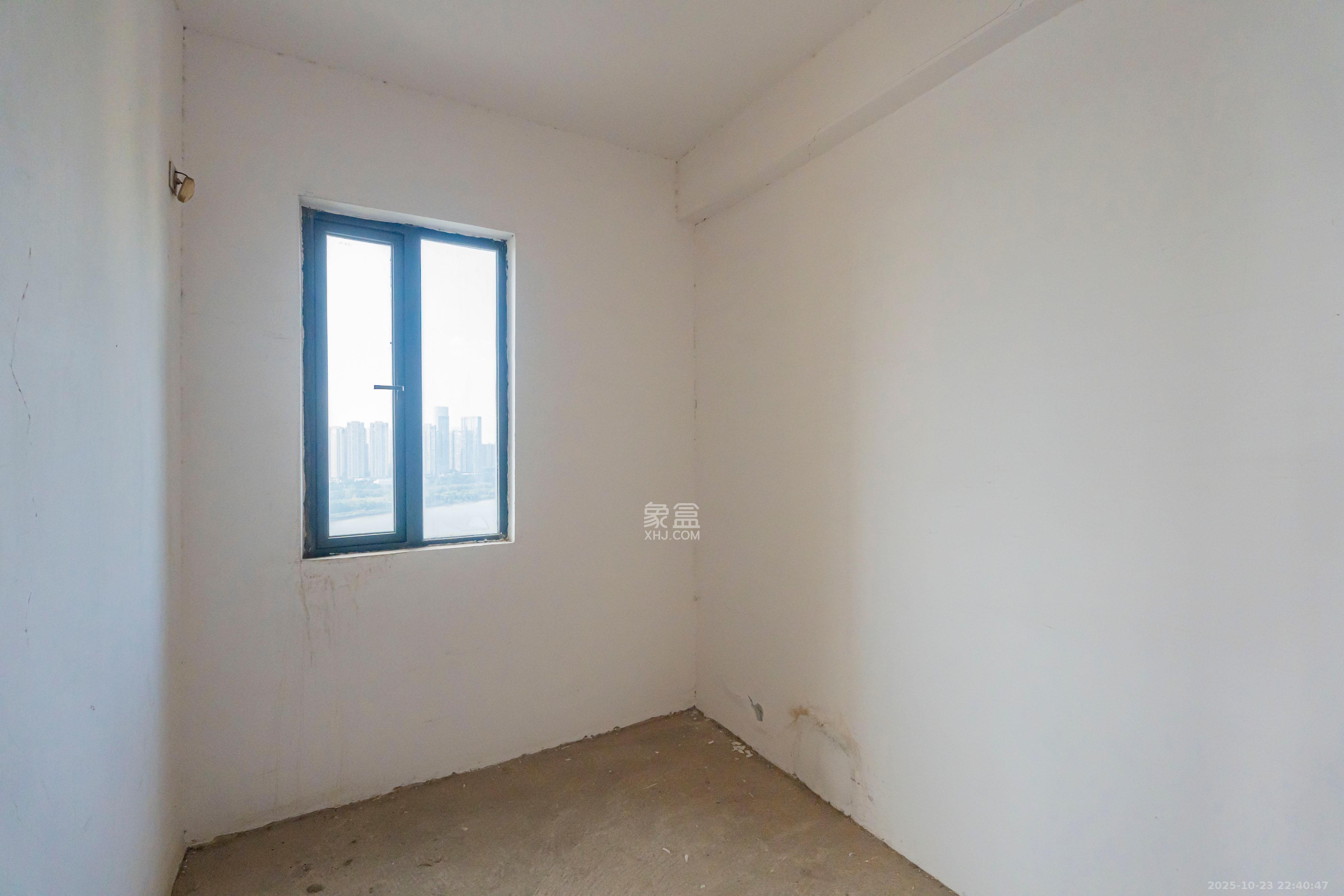 复地崑玉国际一期  1室2厅2卫    288.0万卧室