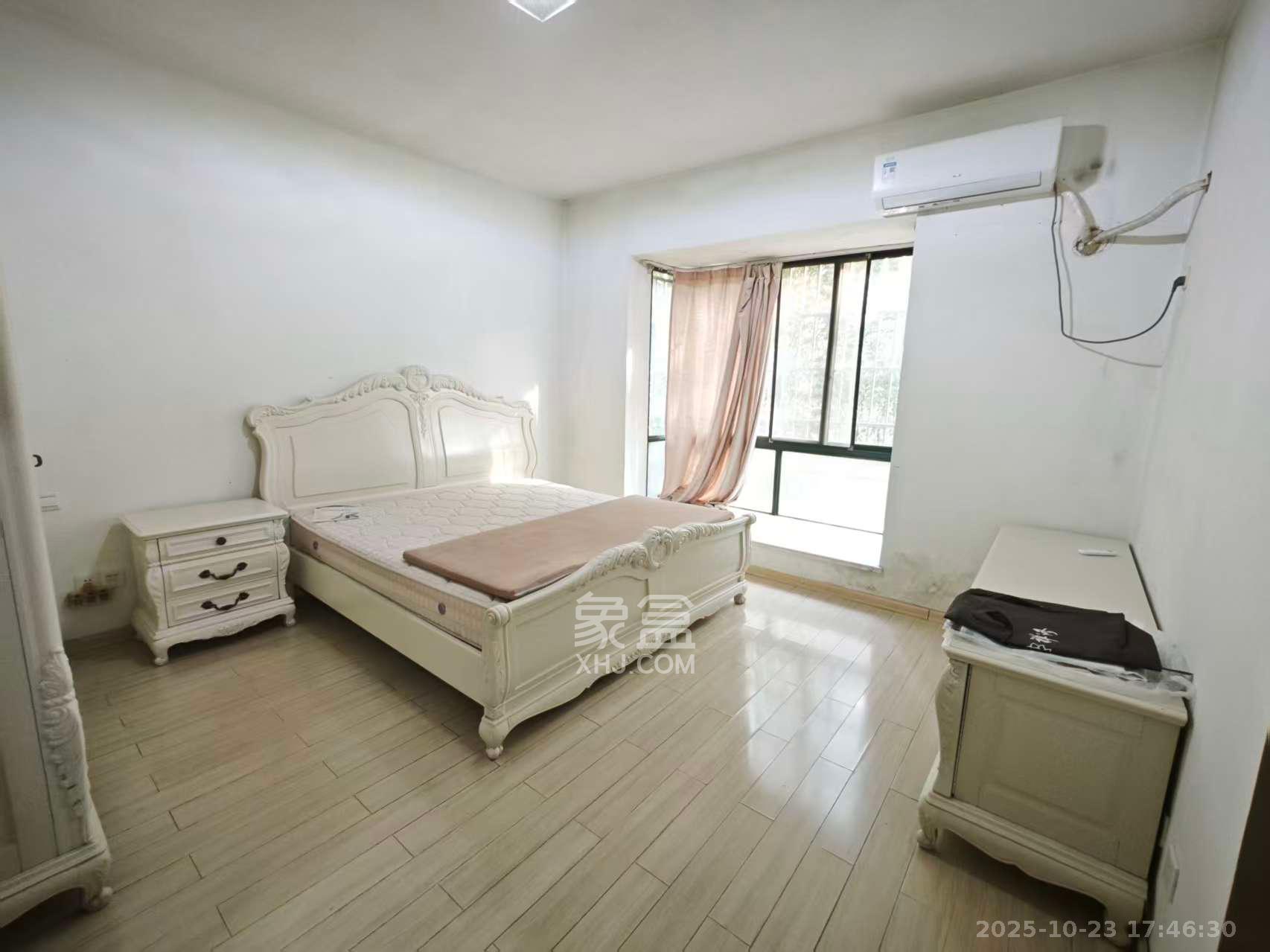 通泰梅岭苑  4室2厅2卫    3700.0元/月 通泰梅岭苑  4室2厅2卫    3700.0元/月室内图