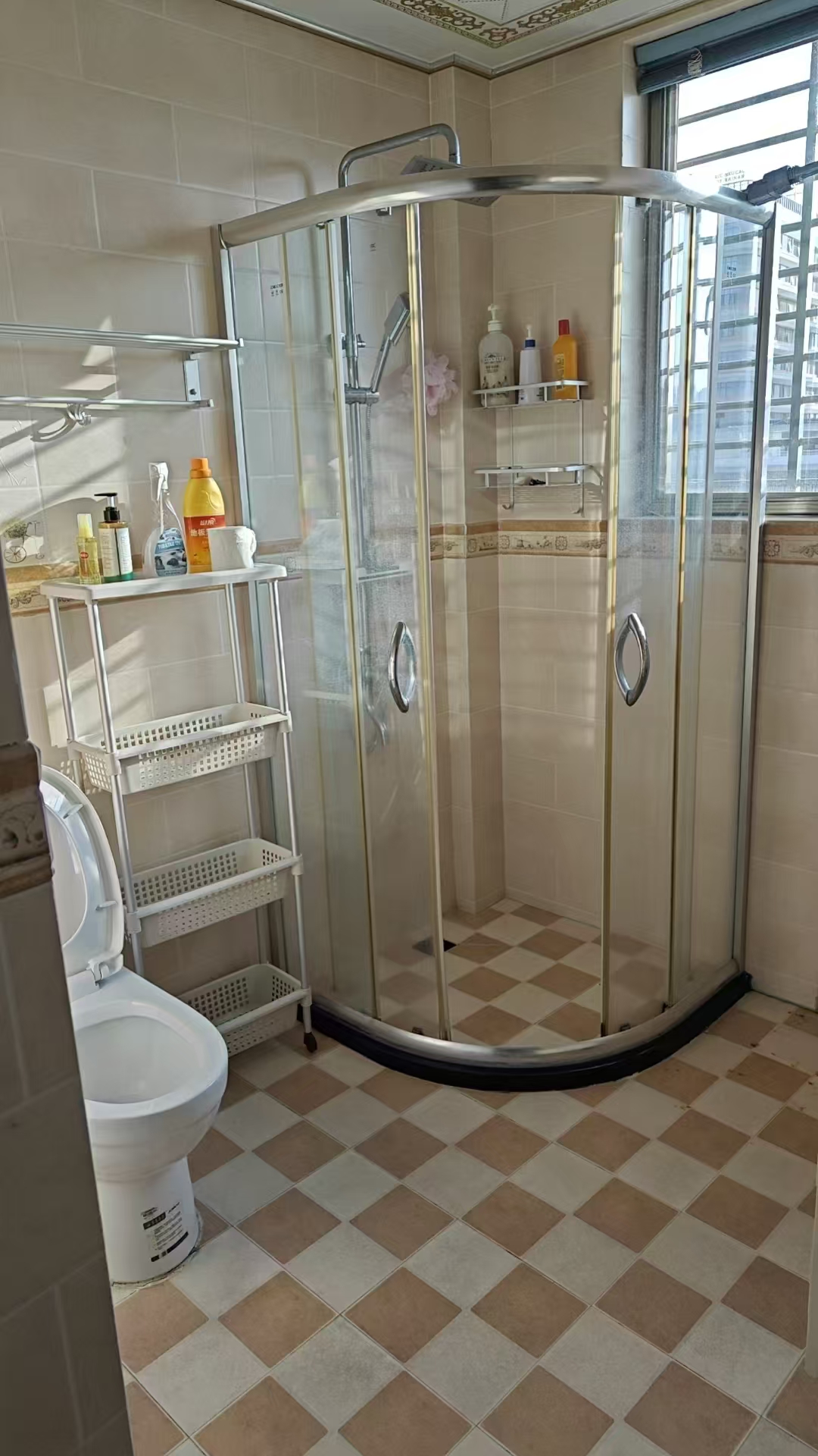 省干部疗养院  4室2厅2卫    3000.0元/月室内图