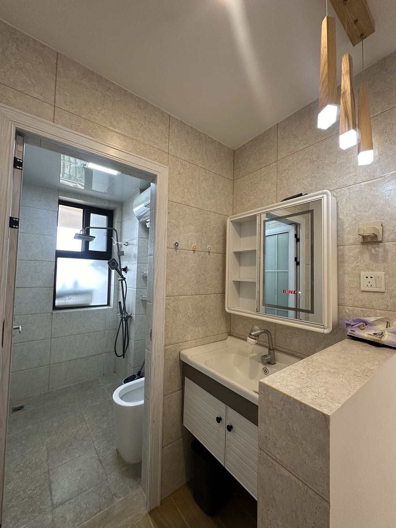 国贸城市花园 2室2厅1卫 4000.0元/月 国贸城市花园 2室2厅1卫 4000.0元/月室内图