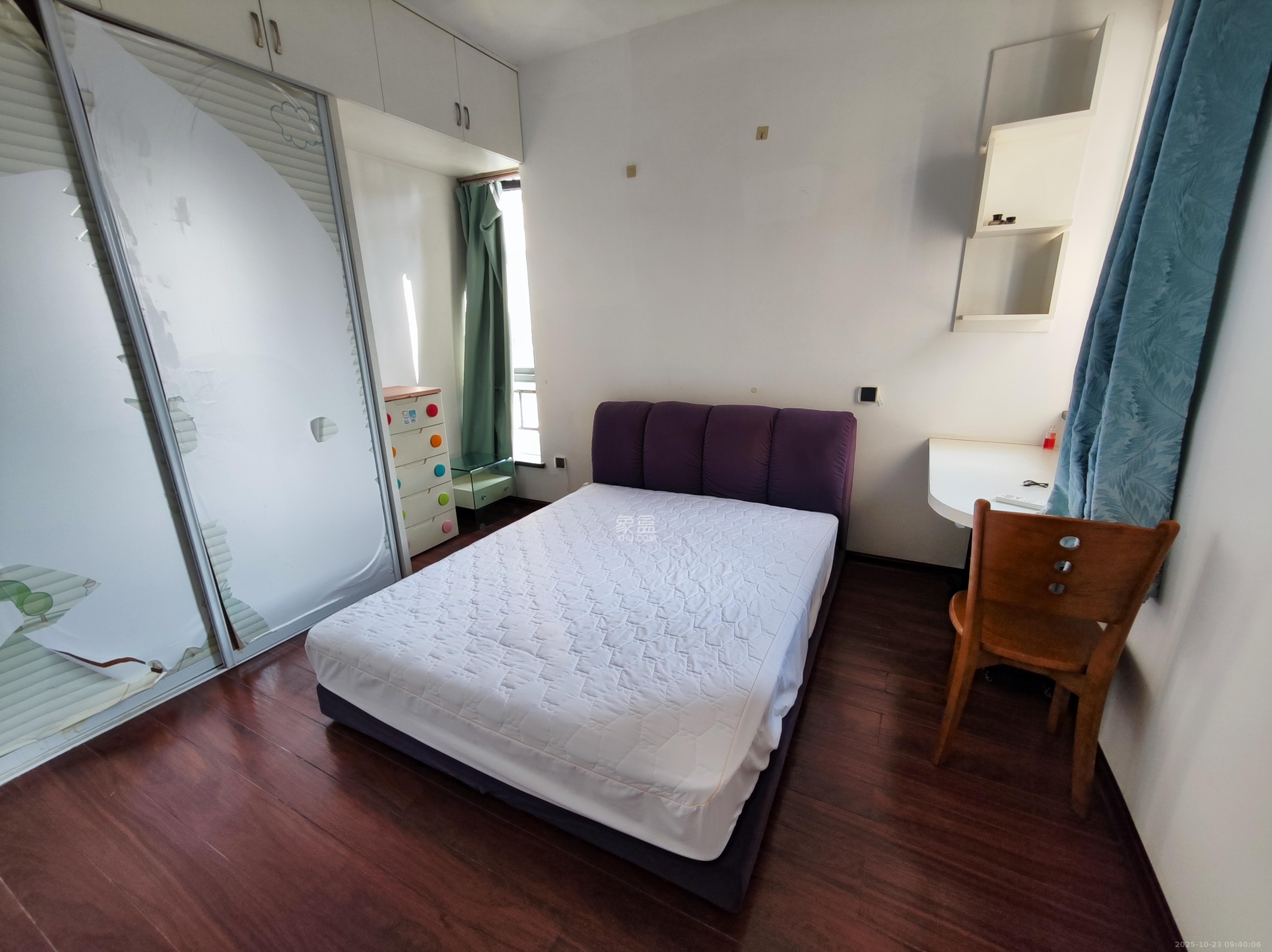 尚东紫郡  2室2厅1卫    2350.0元/月 尚东紫郡  2室2厅1卫    2350.0元/月室内图