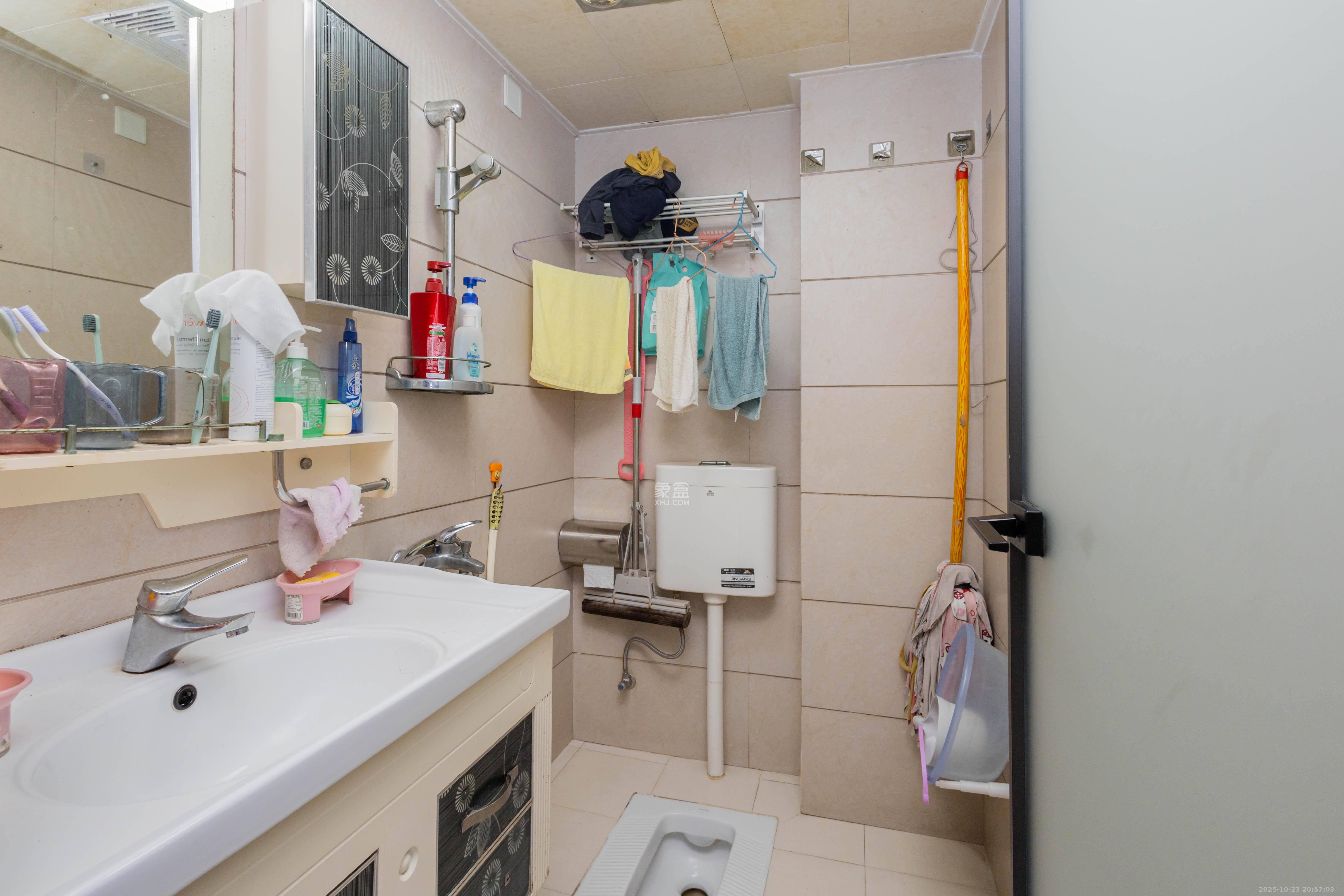 丁家高层公寓（领尚公寓）  3室2厅2卫    49.8万卫生间