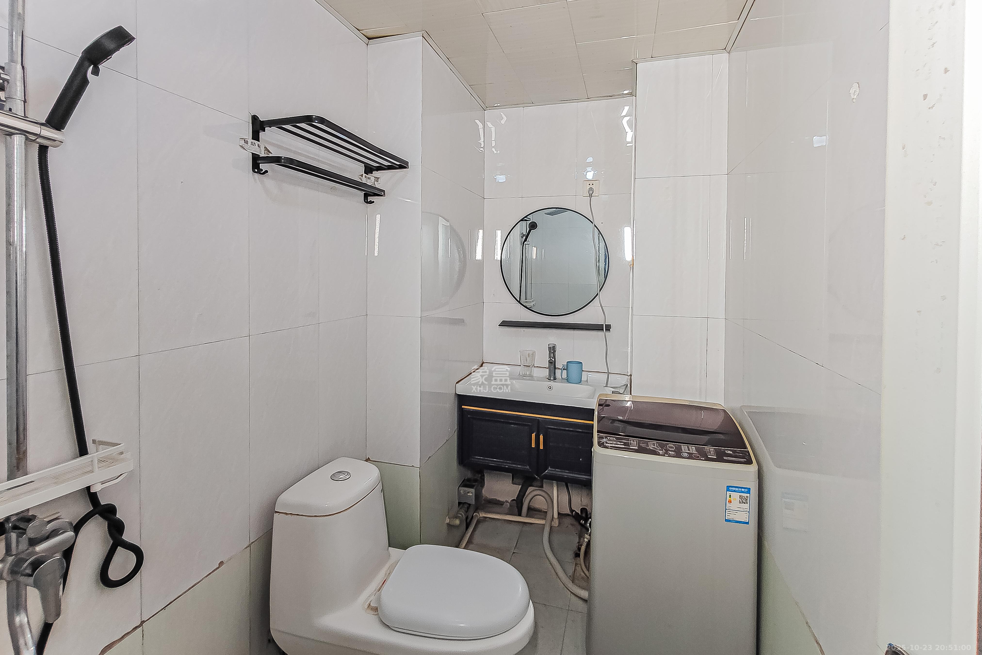 汀兰雅苑  1室1厅1卫    54.8万厨房