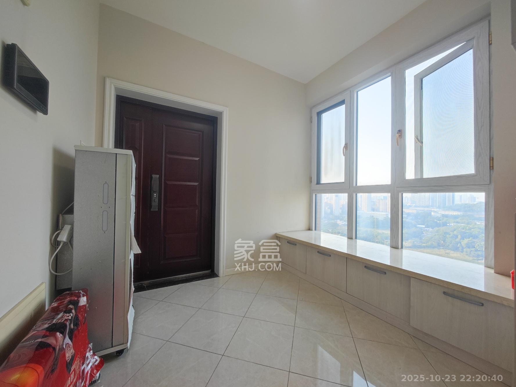 长房半岛蓝湾(观山月)  3室2厅2卫    100.0万 长房半岛蓝湾(观山月)  3室2厅2卫    100.0万其他