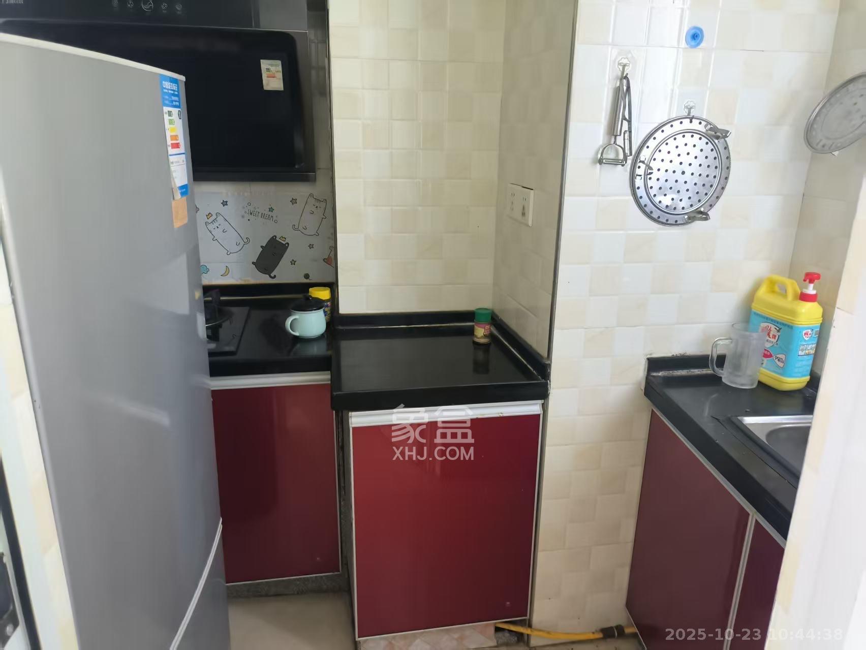 湖韵佳苑 1室1厅1卫 1000.0元/月 湖韵佳苑 1室1厅1卫 1000.0元/月室内图