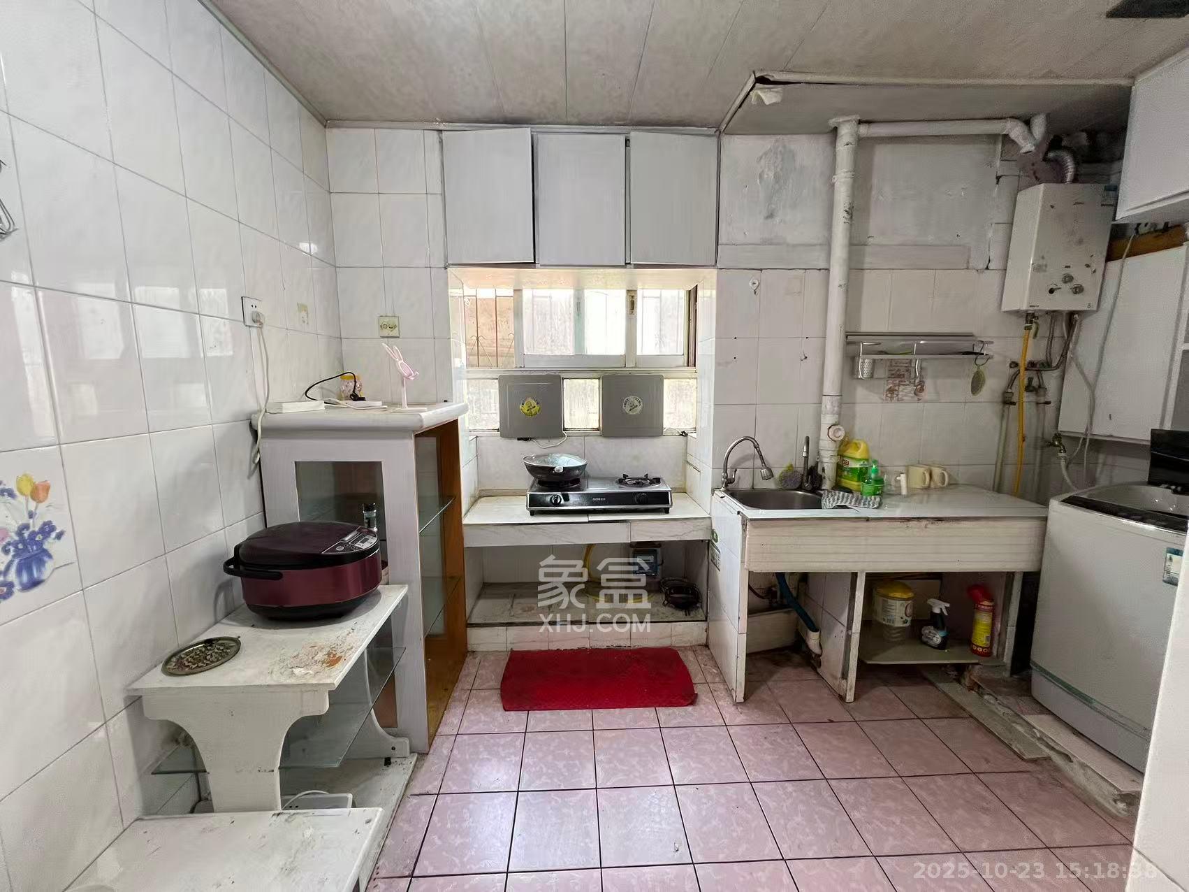 湘运新村 2室2厅1卫 1600.0元/月 湘运新村 2室2厅1卫 1600.0元/月室内图