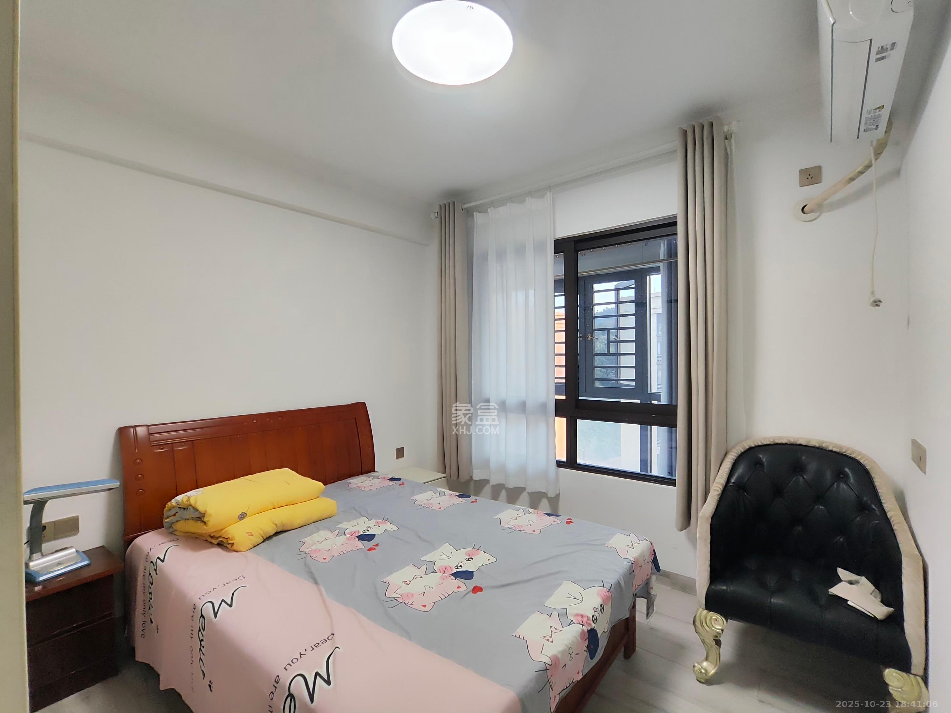 龙湖璟宸原著(龙湖紫宸)  3室2厅2卫    2200.0元/月 龙湖璟宸原著(龙湖紫宸)  3室2厅2卫    2200.0元/月室内图