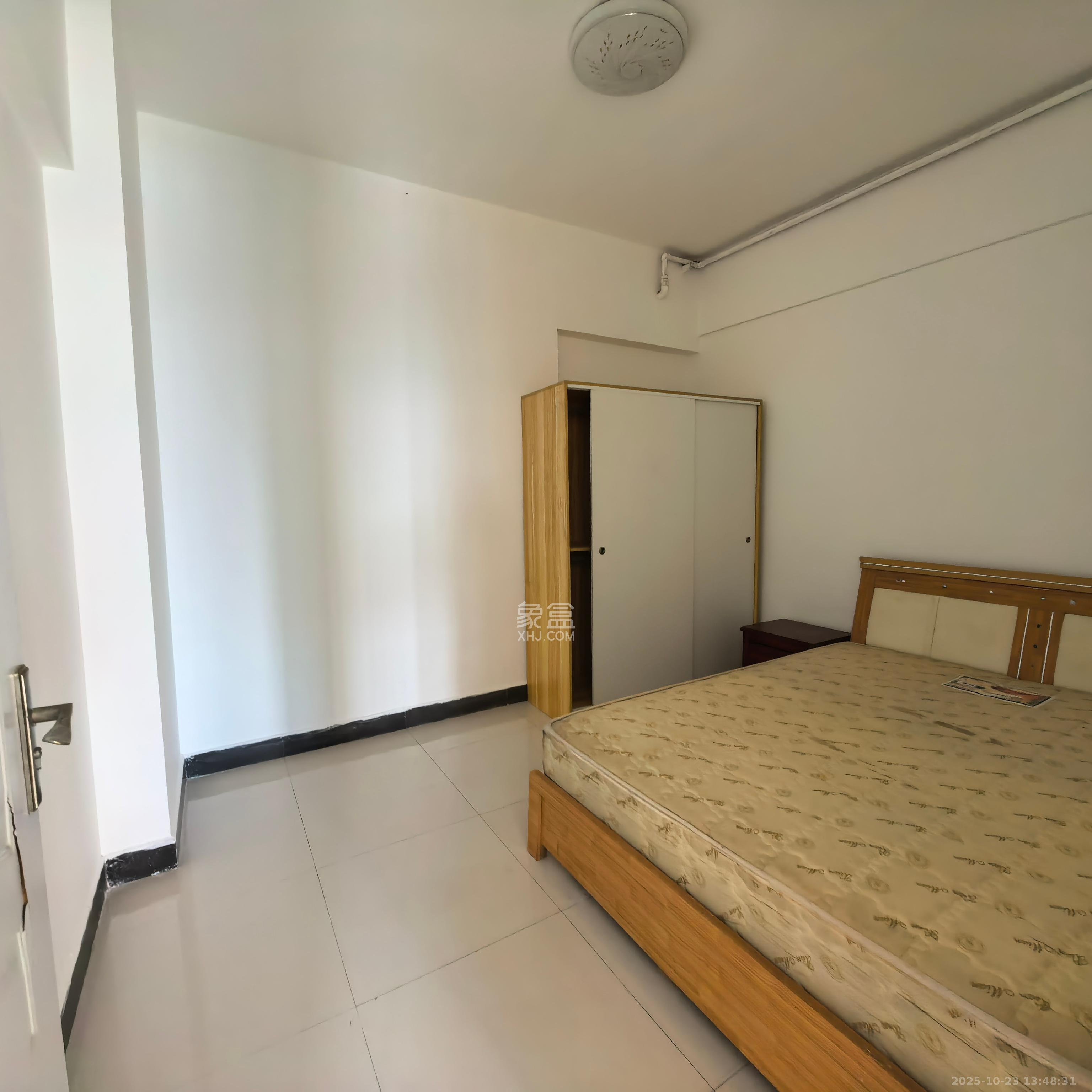 名富公寓  2室1厅1卫    2200.0元/月室内图