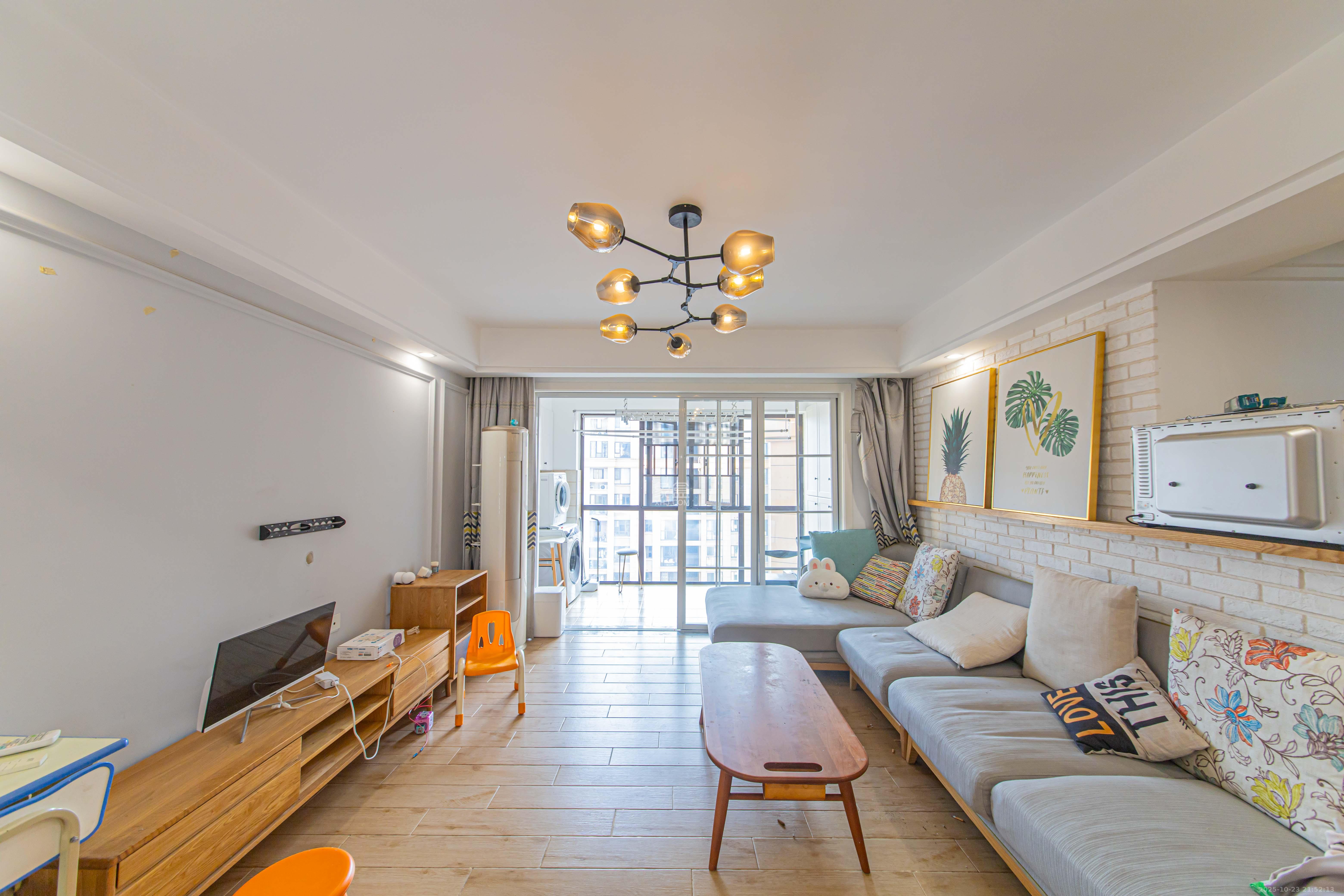 鑫远悦城(鑫远悦时代)  4室2厅2卫    108.0万 鑫远悦城(鑫远悦时代)  4室2厅2卫    108.0万