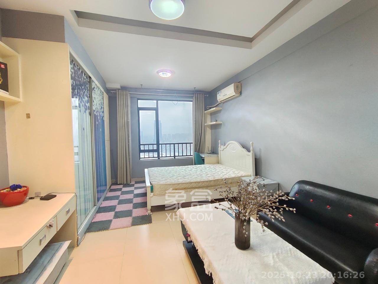 融圣国际  1室1厅1卫    1600.0元/月 融圣国际  1室1厅1卫    1600.0元/月室内图