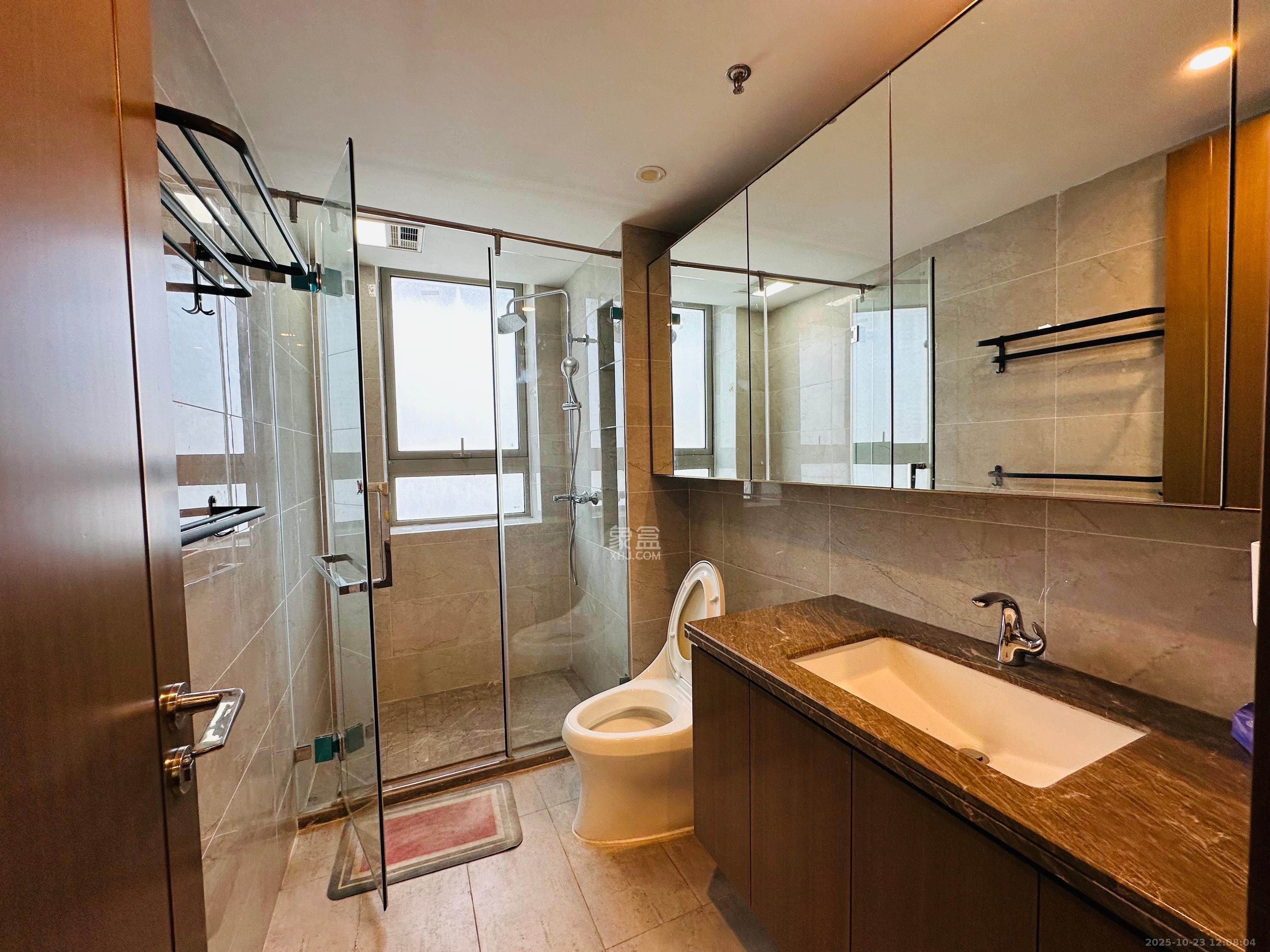 梅溪湖金茂湾  4室2厅3卫    10000.0元/月室内图