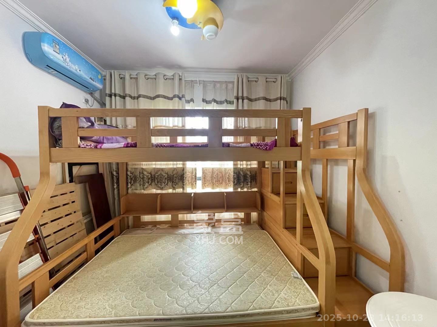 中海梅溪湖壹号  3室2厅1卫    2400.0元/月 中海梅溪湖壹号  3室2厅1卫    2400.0元/月室内图