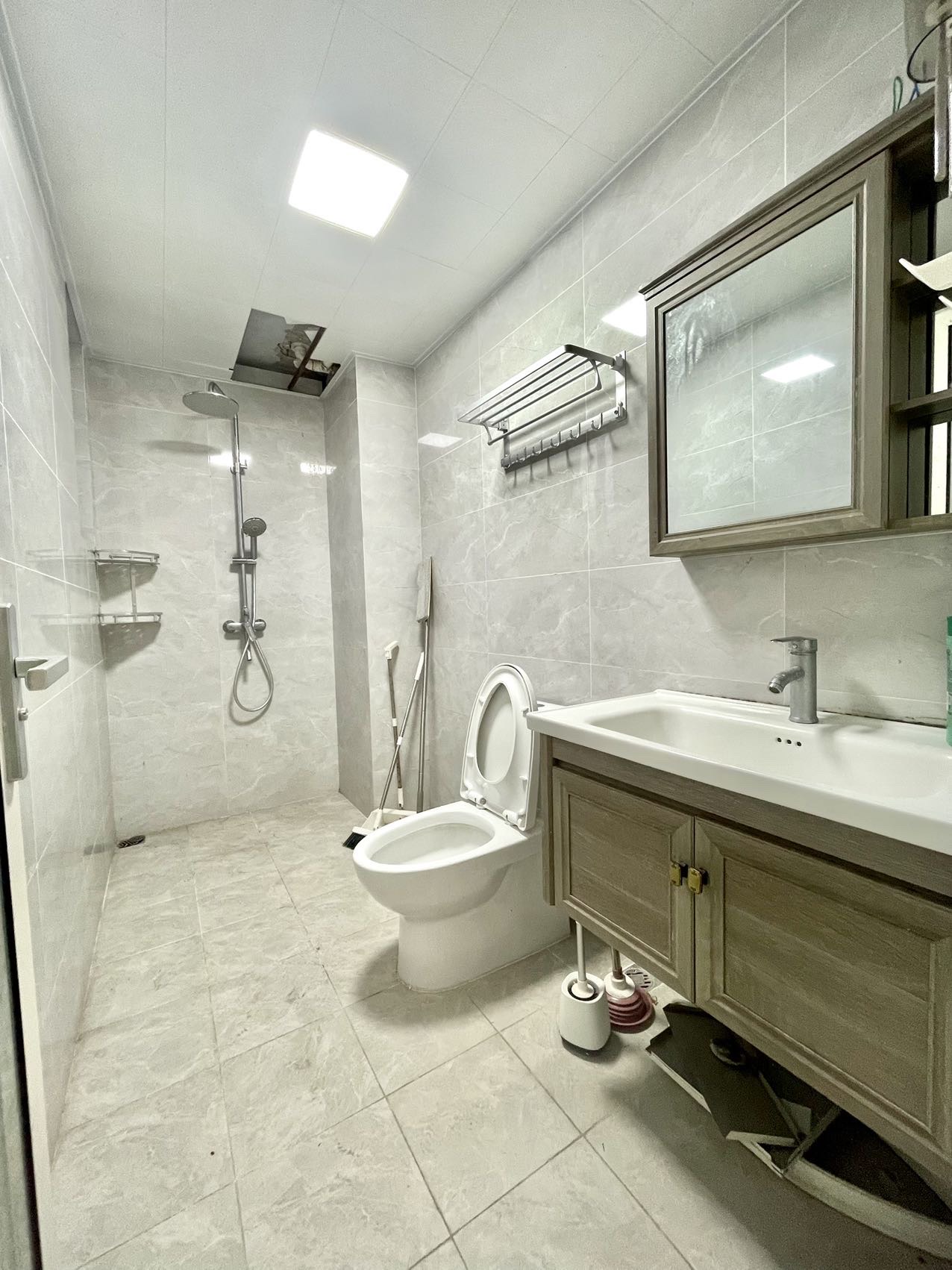 星华海德豪庭  3室2厅1卫    2800.0元/月室内图