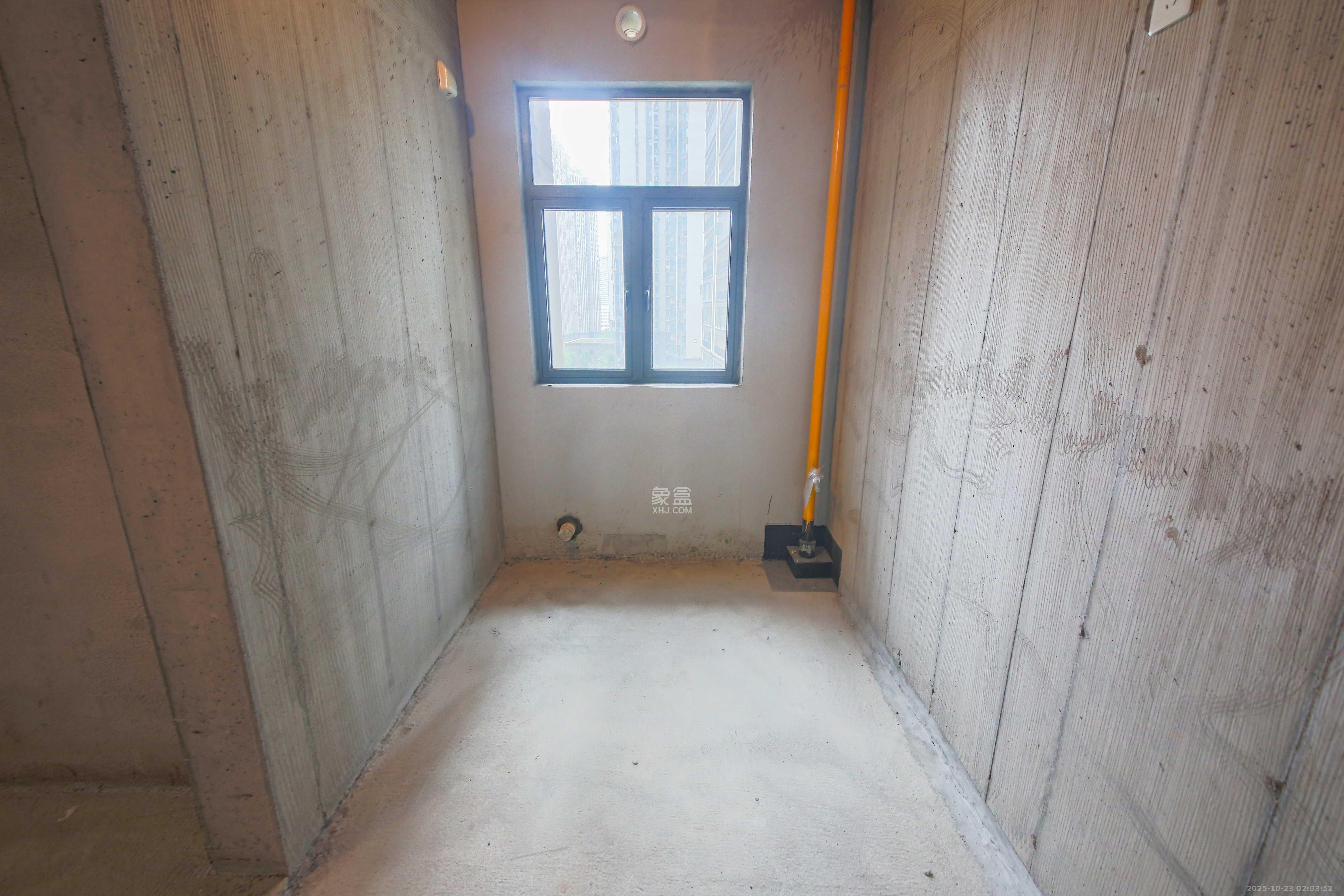 中建钰和城  4室2厅2卫    170.0万厨房