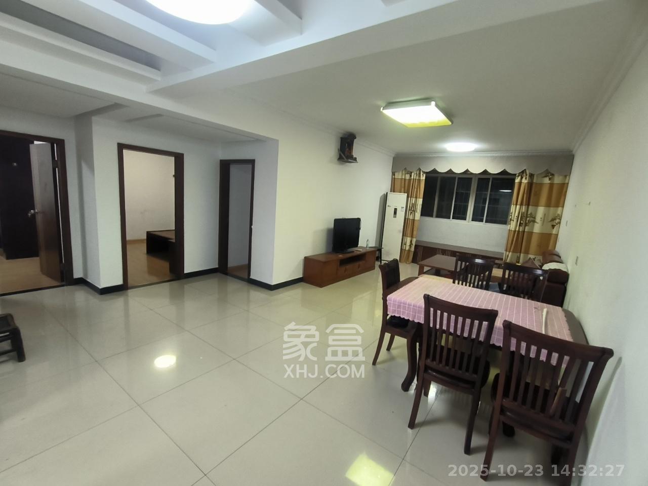 地质勘察院402大队宿舍、402大厦（四〇二家园）  3室2厅1卫    2300.0元/月室内图