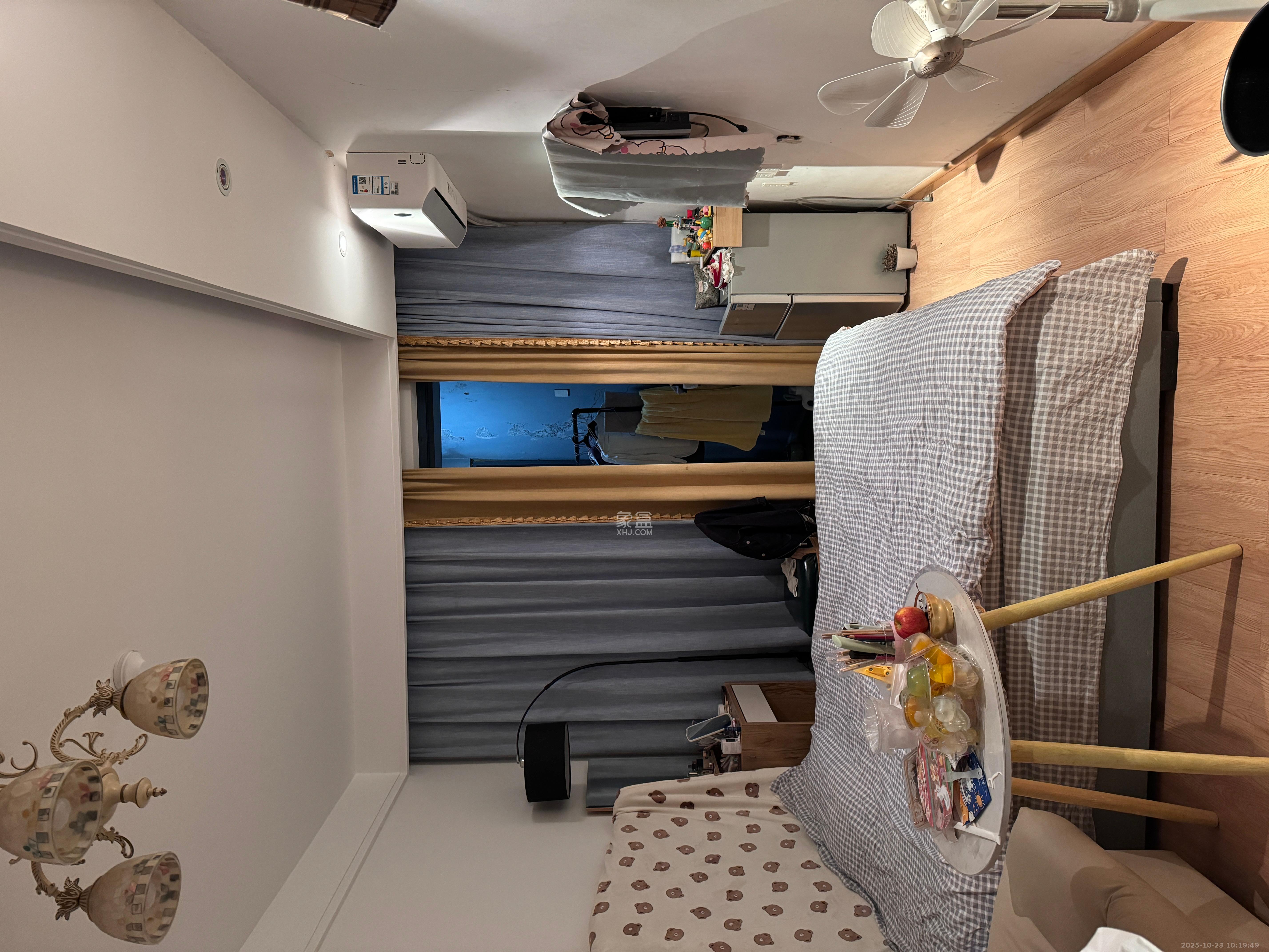 绿地中央广场  1室1厅1卫    1500.0元/月 绿地中央广场  1室1厅1卫    1500.0元/月室内图1