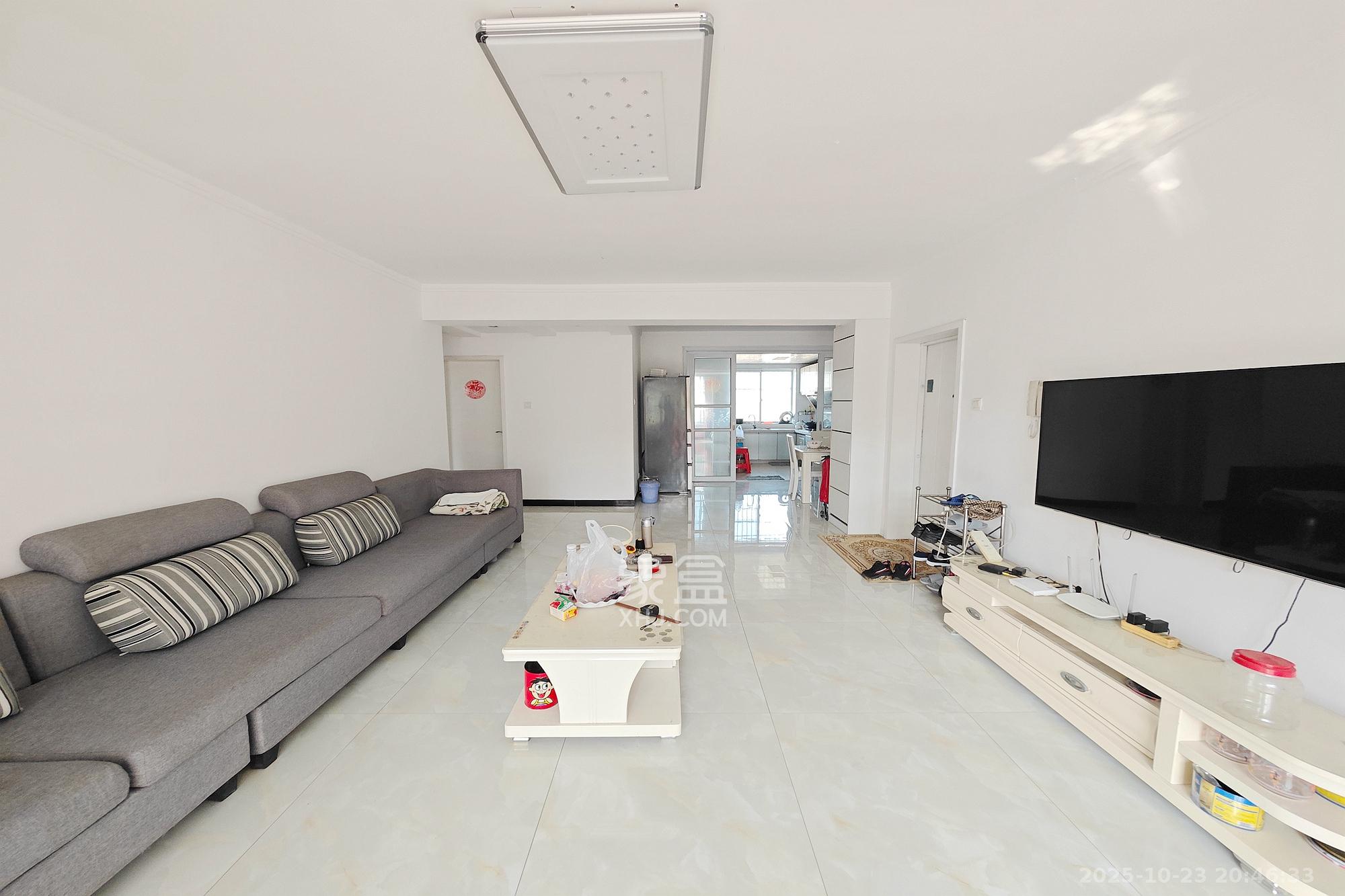 怡景民居  3室2厅2卫    65.0万