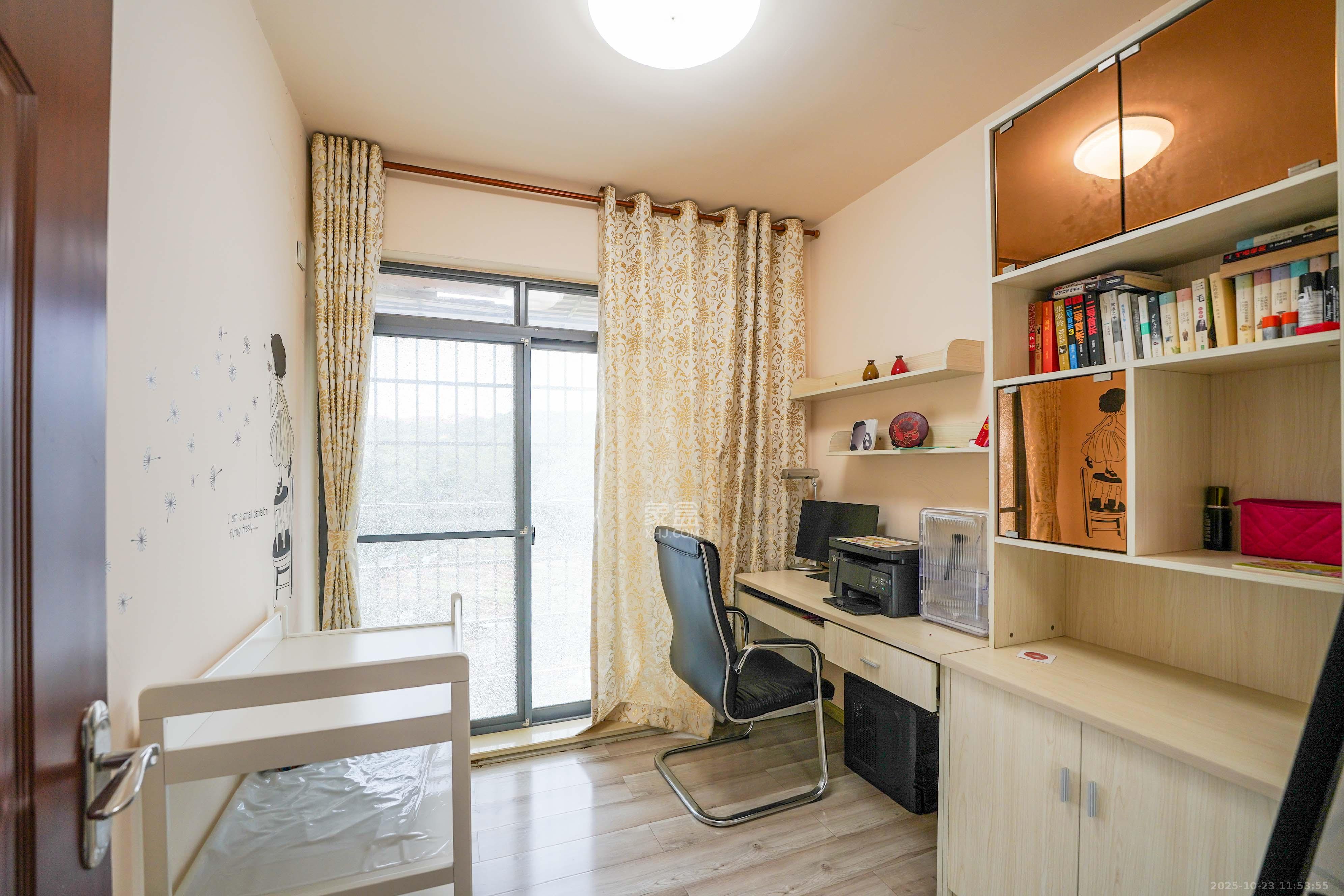 山水嘉园  3室2厅1卫    55.0万卧室