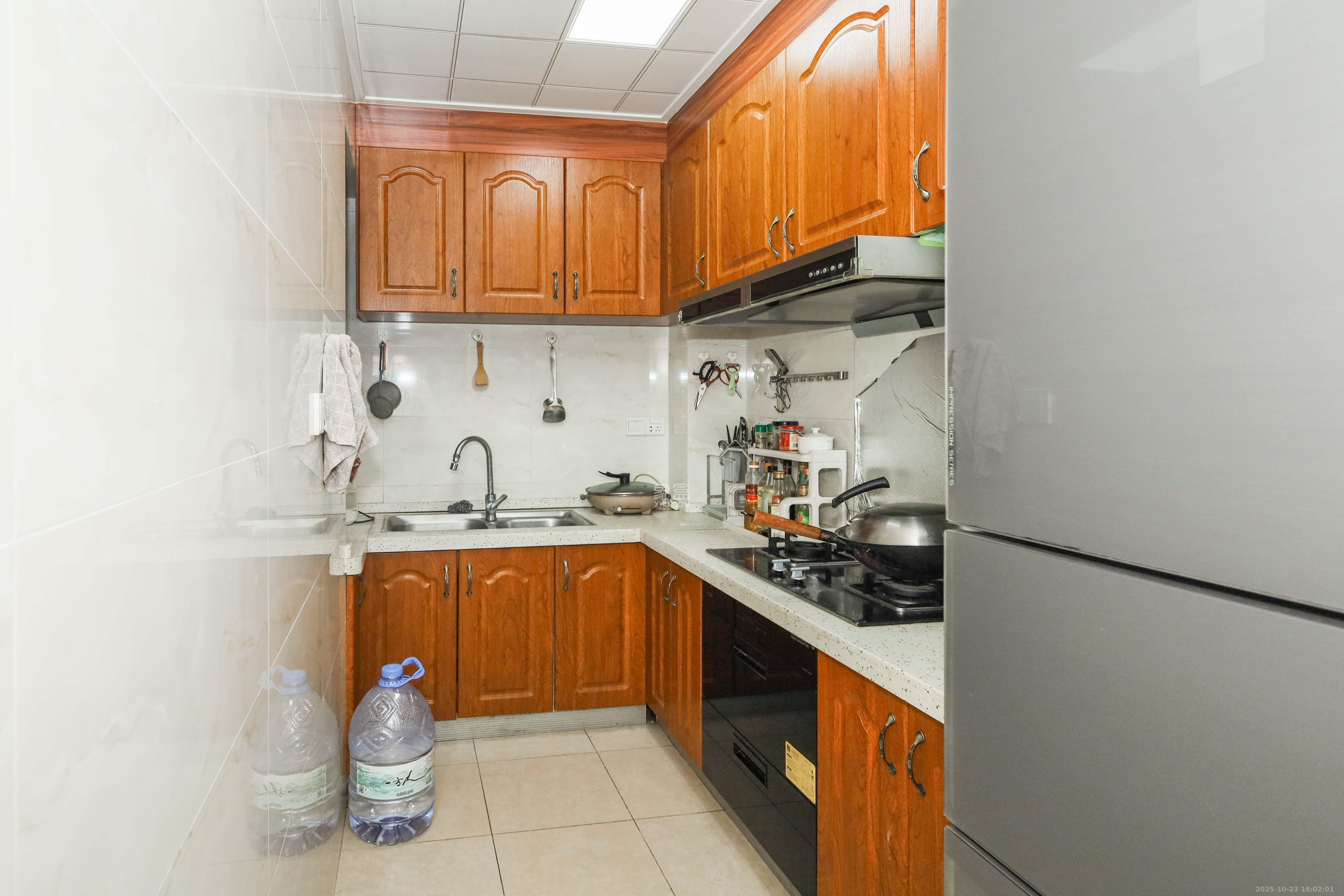 中国铁建梅溪青秀二期  3室2厅2卫    108.0万厨房