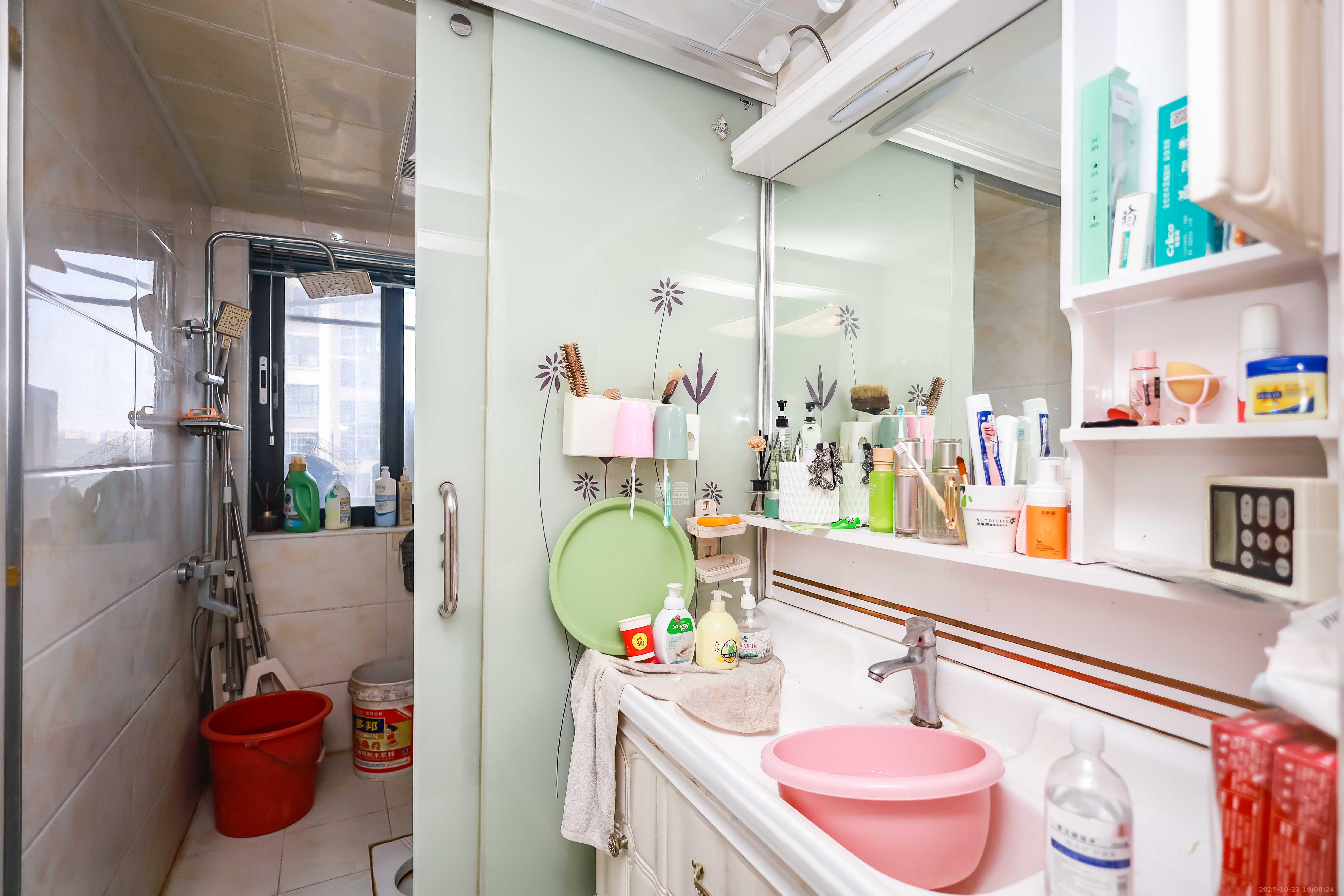 天麓尚层 1室0厅0卫 85.0万 天麓尚层 1室0厅0卫 85.0万卫生间