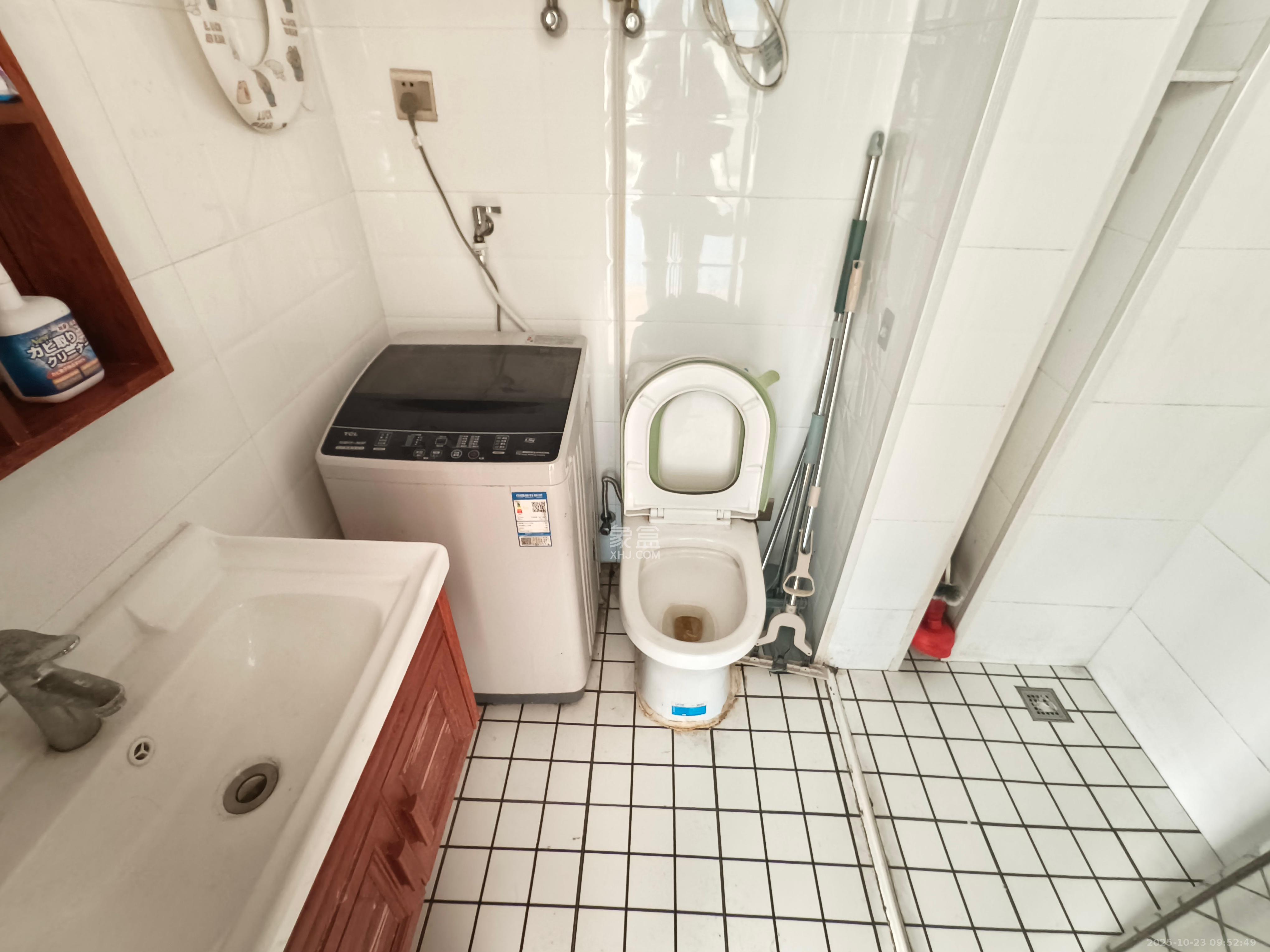 达美美立方 1室1厅1卫 1600.0元/月 达美美立方 1室1厅1卫 1600.0元/月室内图