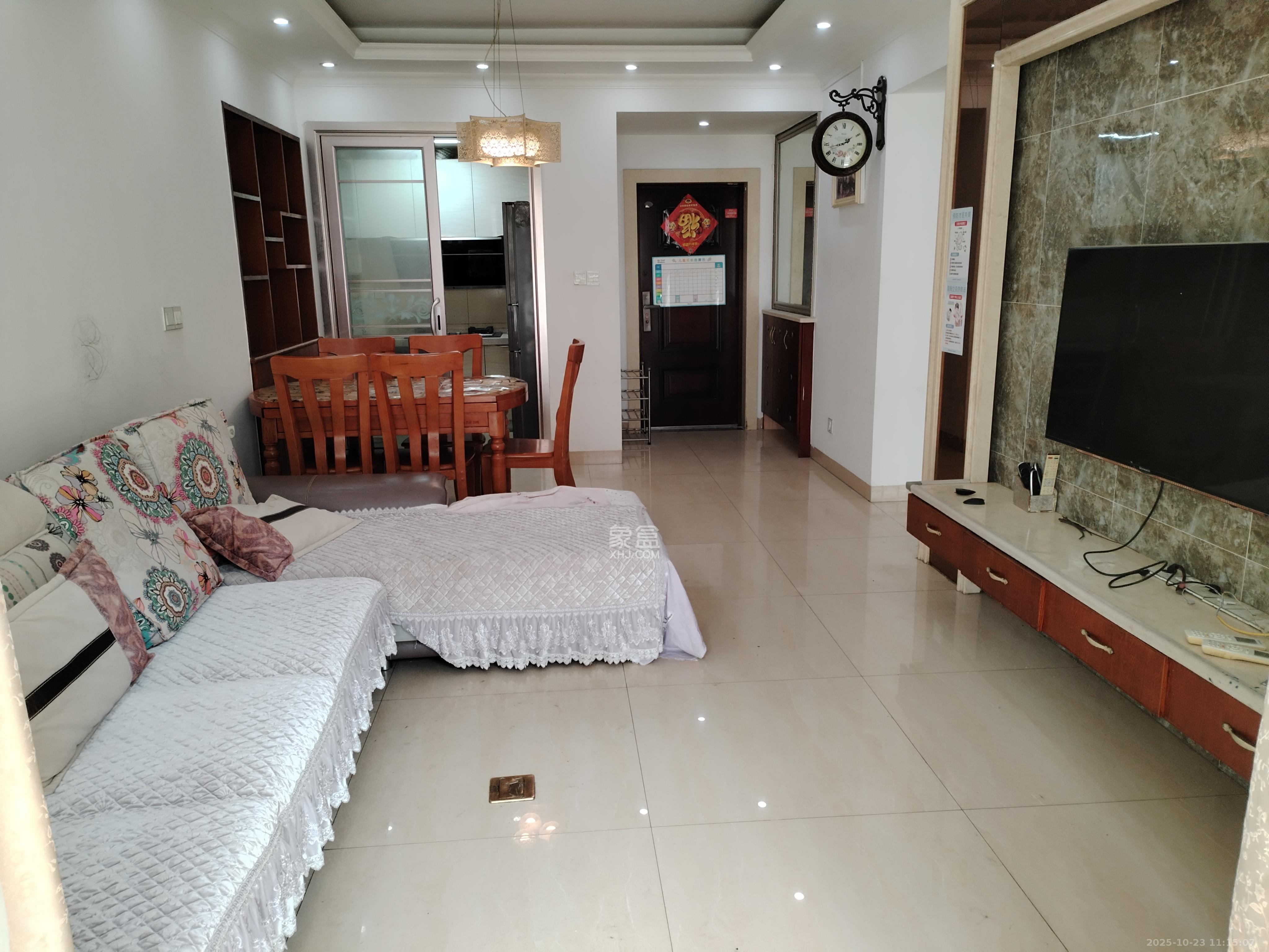 钰龙天下二期(钰龙佳园) 2室2厅1卫 2200.0元/月 钰龙天下二期(钰龙佳园) 2室2厅1卫 2200.0元/月室内图