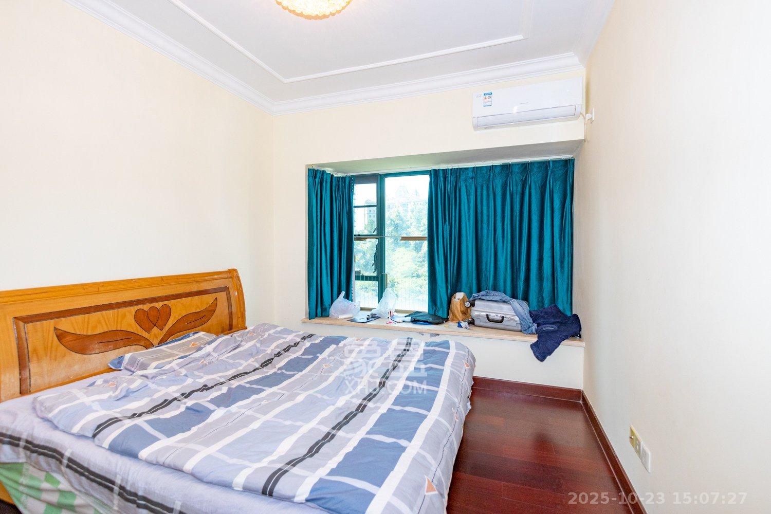 恒大城  2室1厅1卫    2000.0元/月 恒大城  2室1厅1卫    2000.0元/月室内图