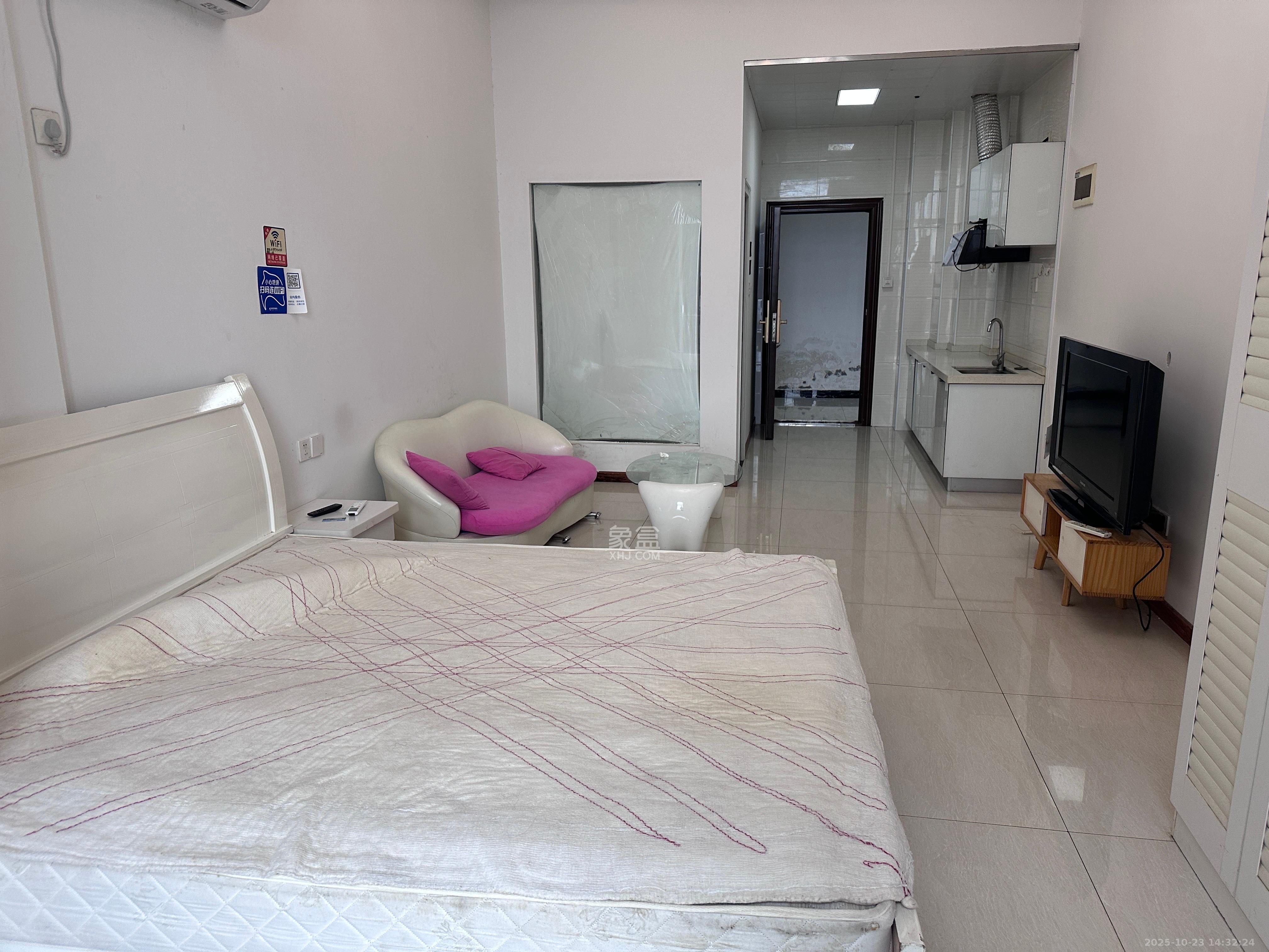 华侨假日中心(晟华苑) 1室1厅1卫 1500.0元/月 华侨假日中心(晟华苑) 1室1厅1卫 1500.0元/月室内图