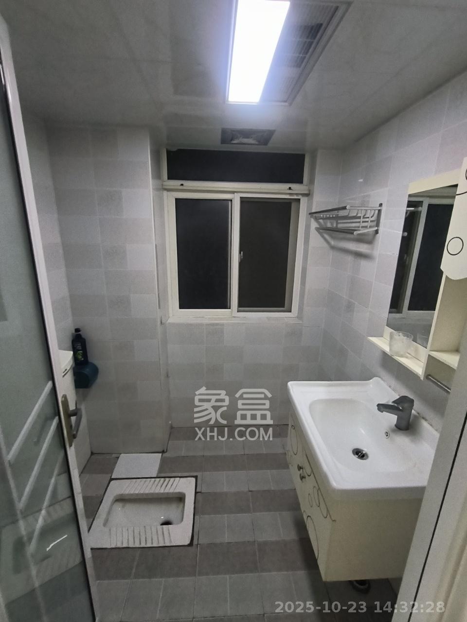 地质勘察院402大队宿舍、402大厦（四〇二家园）  3室2厅1卫    2300.0元/月室内图