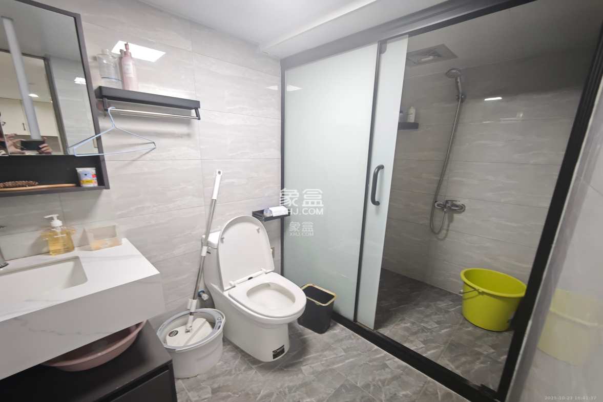 明昇壹城(明昇时代广场)三期 3室0厅0卫 2400.0元/月 明昇壹城(明昇时代广场)三期 3室0厅0卫 2400.0元/月室内图