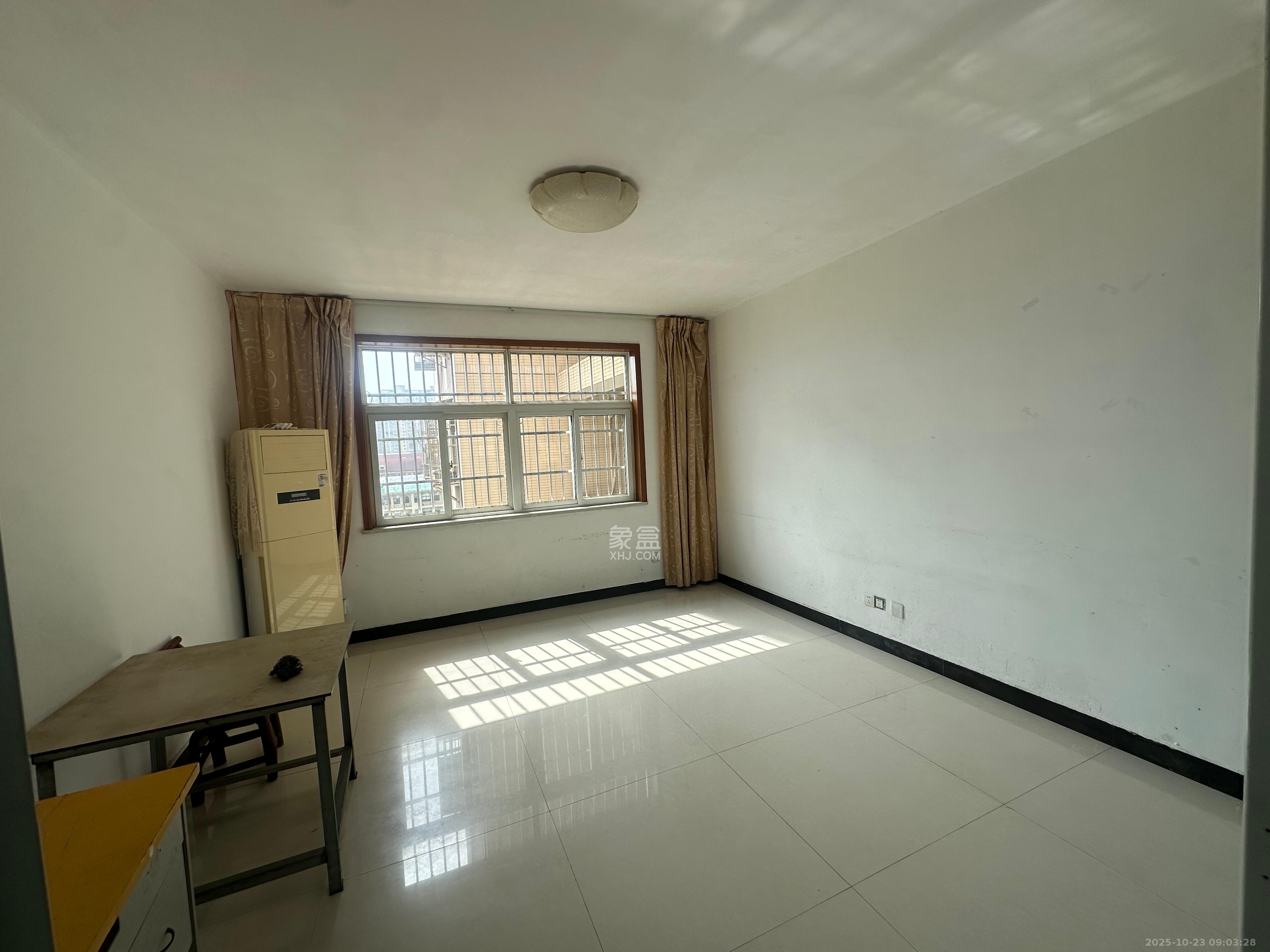 黎郡新宇熙春园  3室2厅1卫    2200.0元/月 黎郡新宇熙春园  3室2厅1卫    2200.0元/月室内图