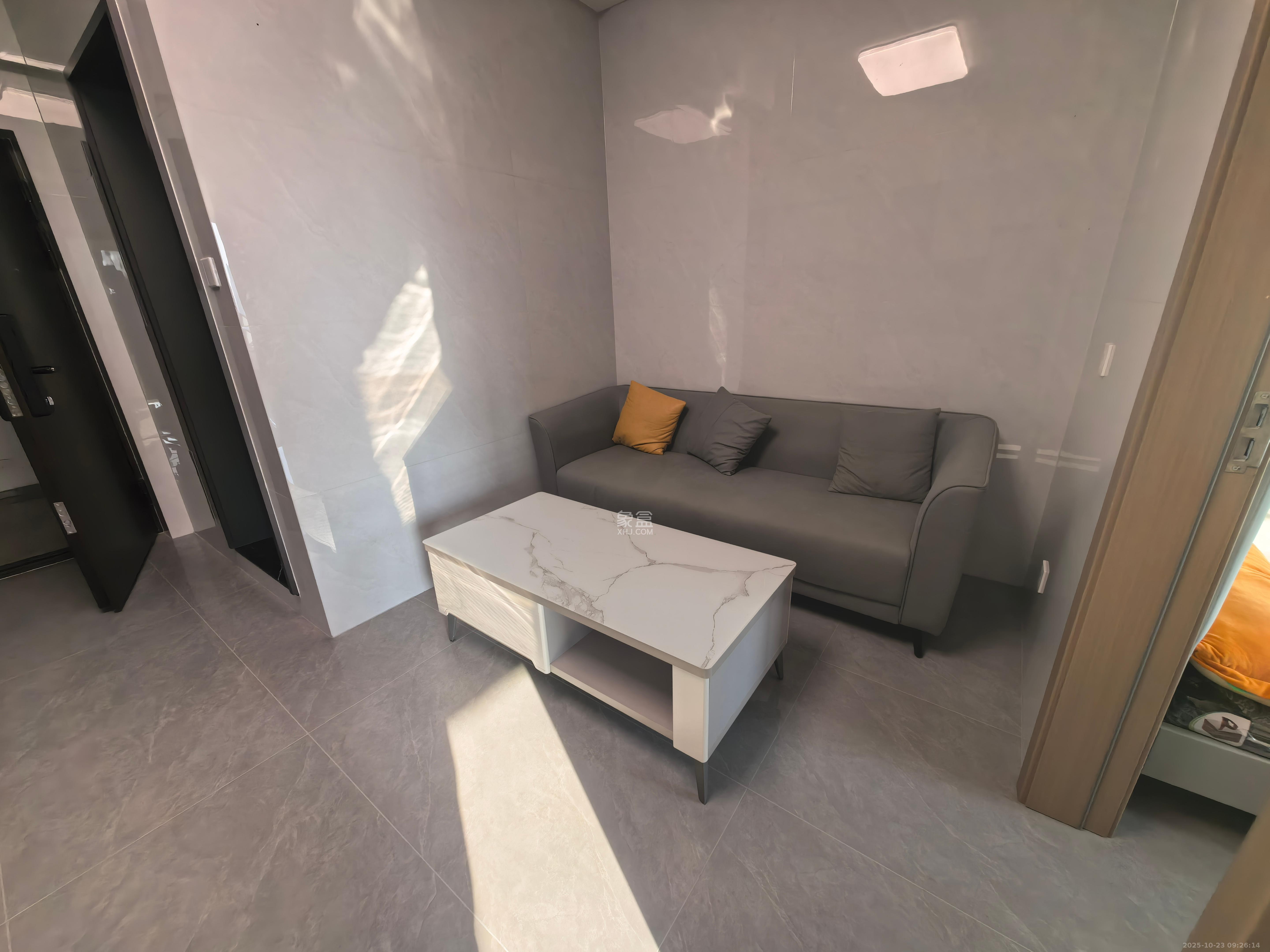 鄱阳汇金中心 2室1厅1卫 1800.0元/月 鄱阳汇金中心 2室1厅1卫 1800.0元/月室内图