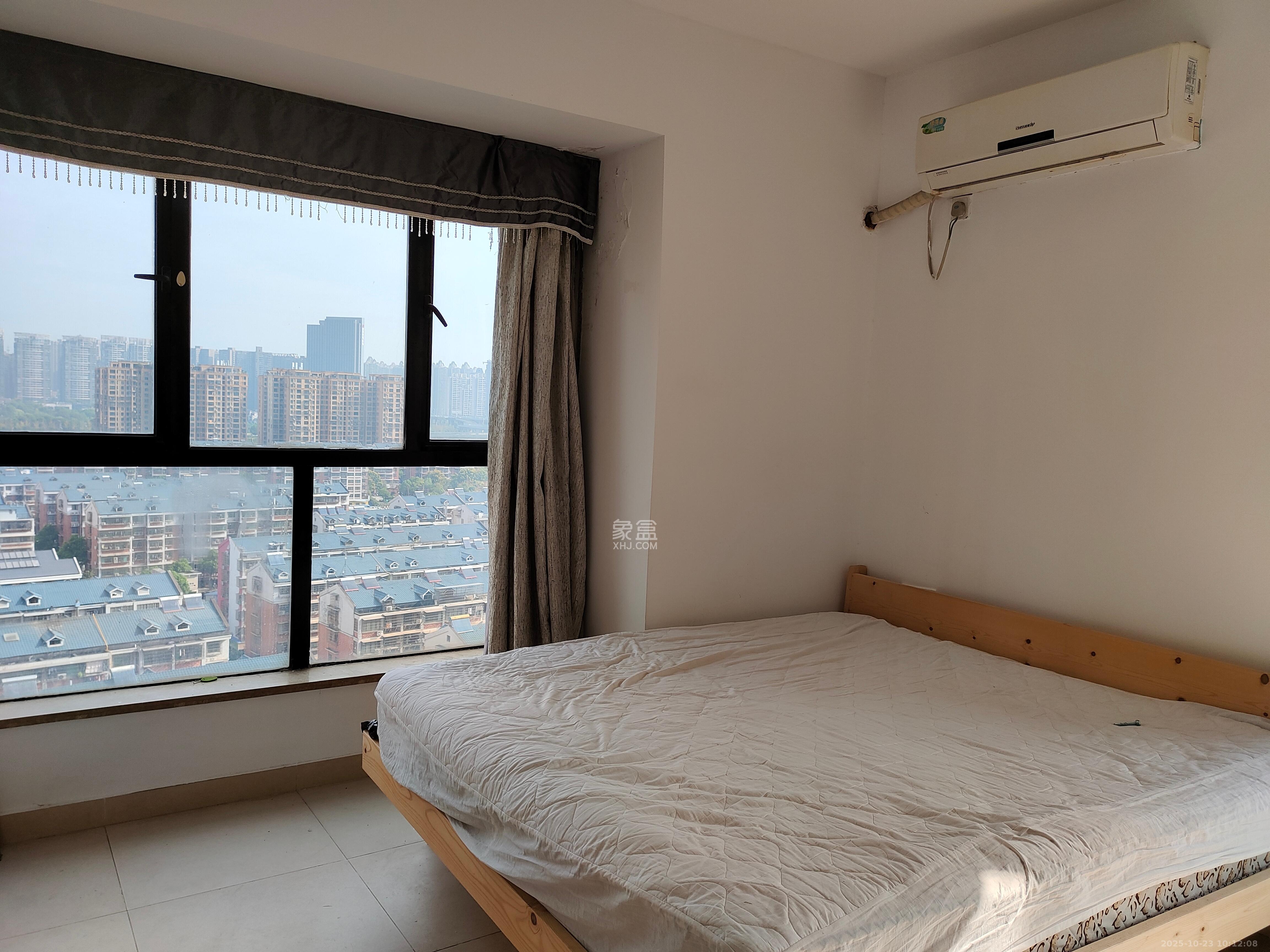 长大卧琥  1室1厅1卫    1600.0元/月 长大卧琥  1室1厅1卫    1600.0元/月室内图