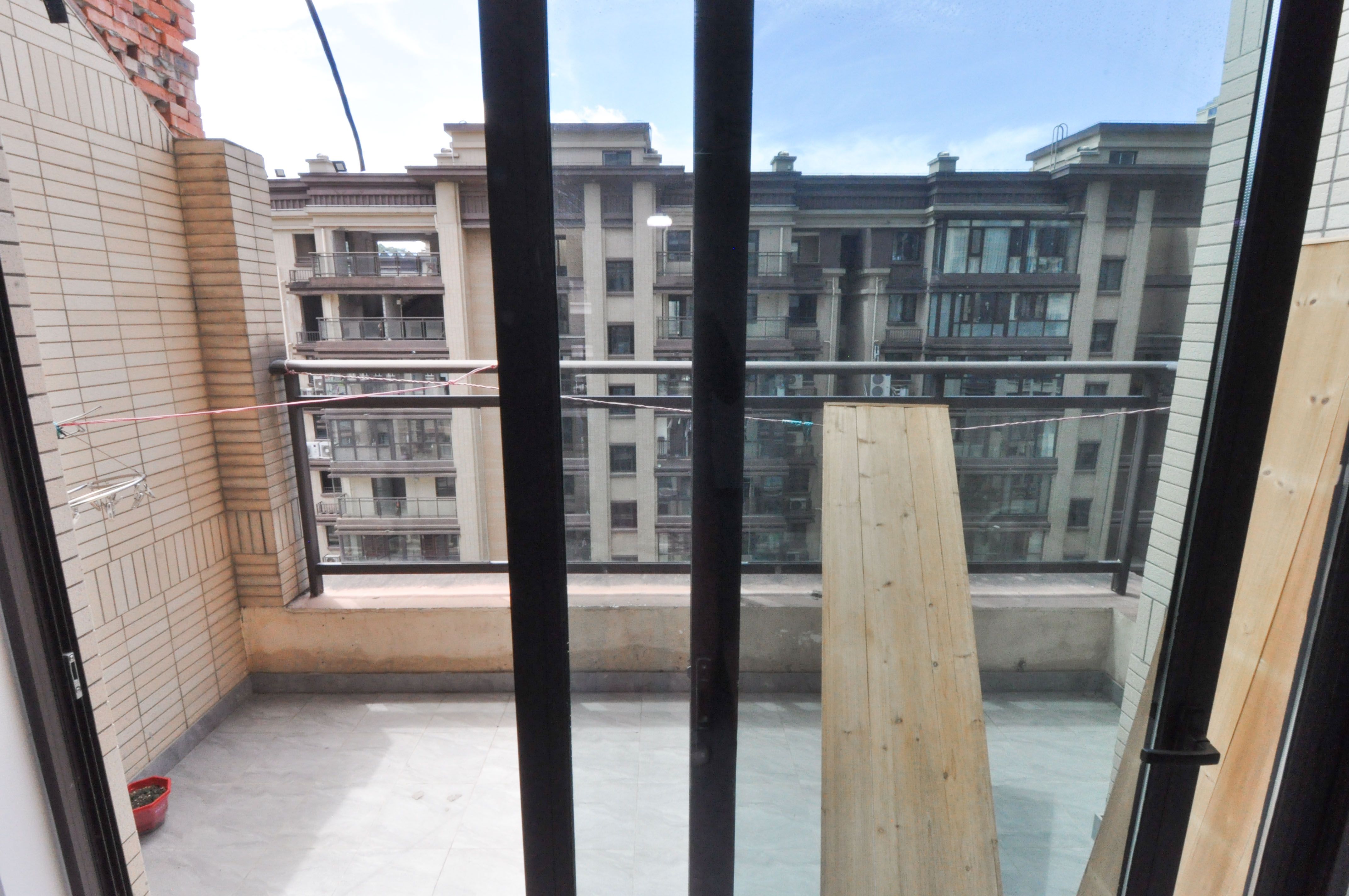 梅溪正荣府  2室1厅1卫    2200.0元/月户型图