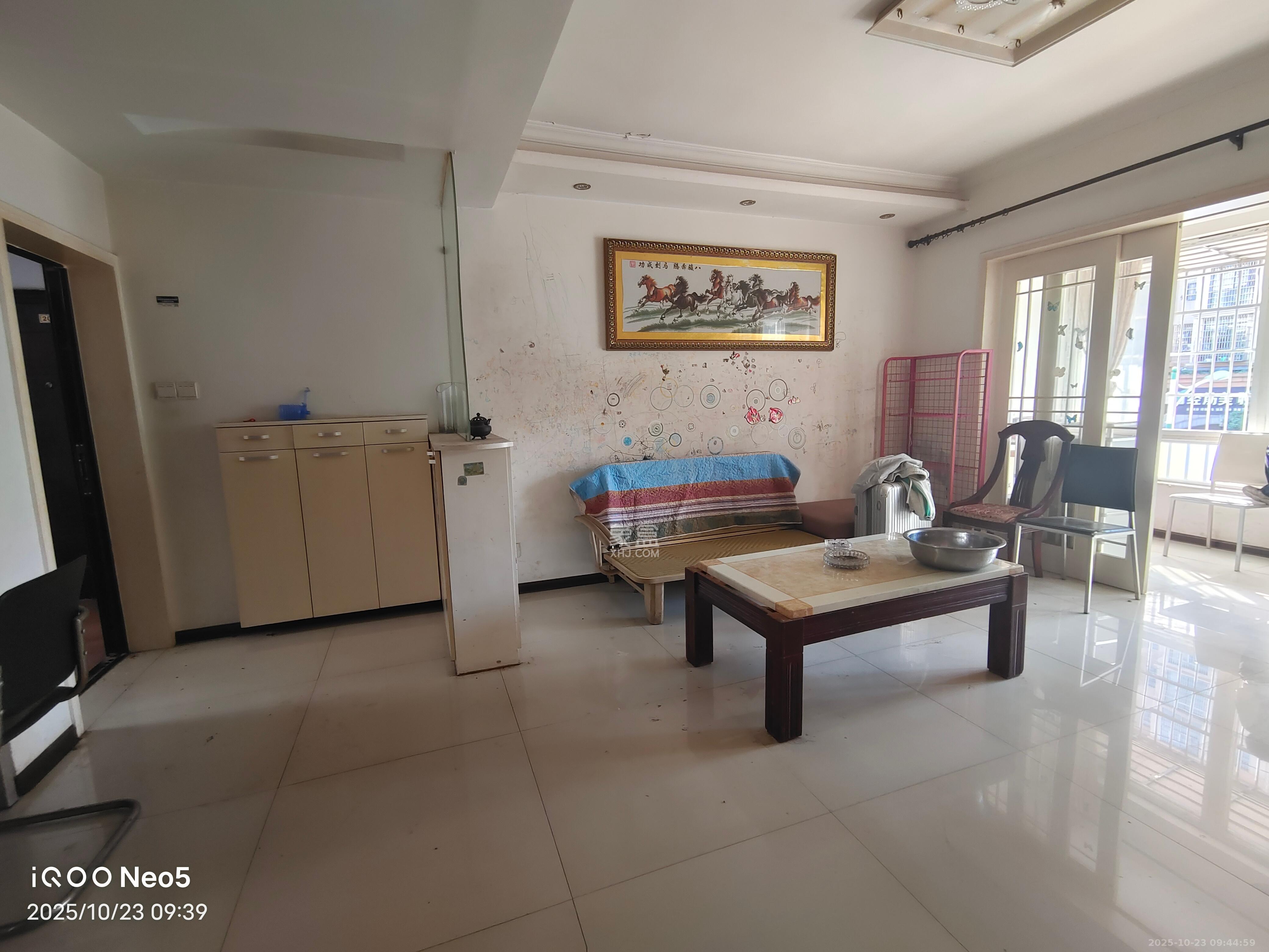 鄱阳小区  1室0厅0卫    1400.0元/月室内图