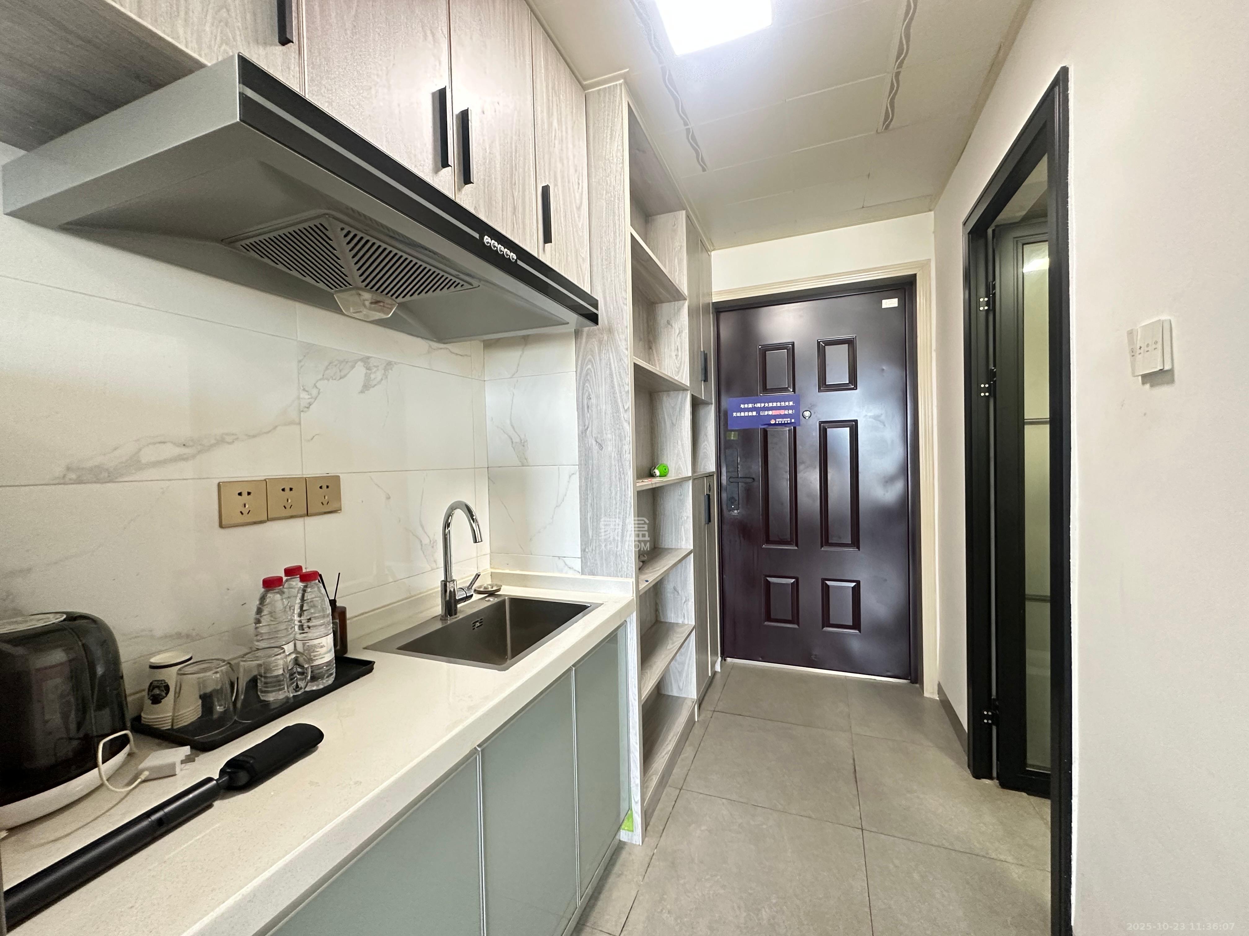 保利麓谷林语I区 1室1厅1卫 1400.0元/月 保利麓谷林语I区 1室1厅1卫 1400.0元/月室内图