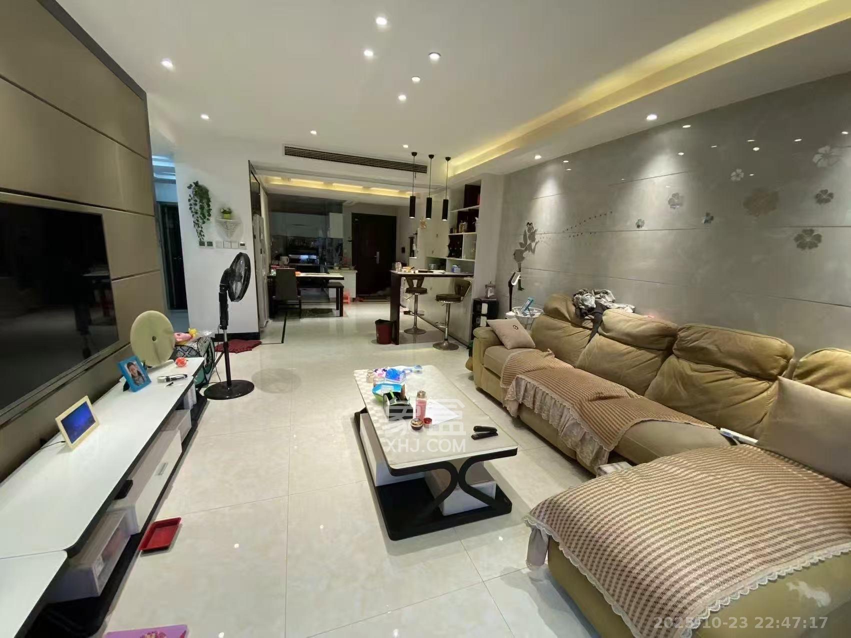 湘域熙岸  3室2厅2卫    3600.0元/月