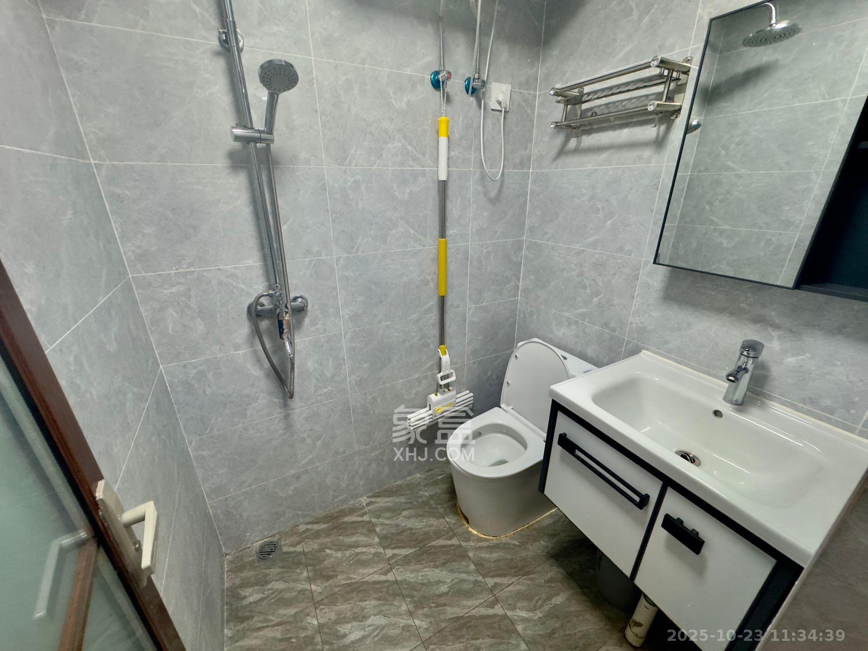 金地铂悦  1室1厅1卫    1100.0元/月室内图