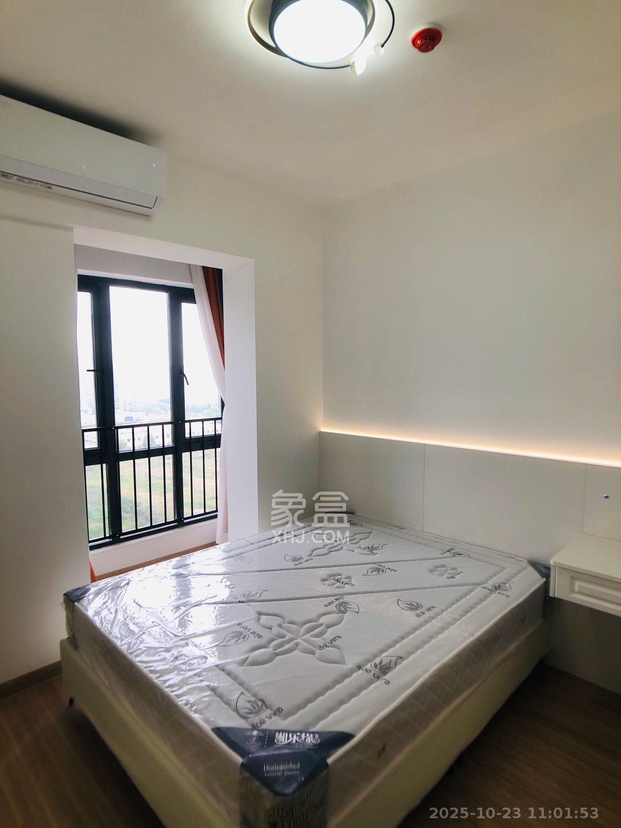 新长海漓湘悦  2室1厅1卫    1800.0元/月室内图