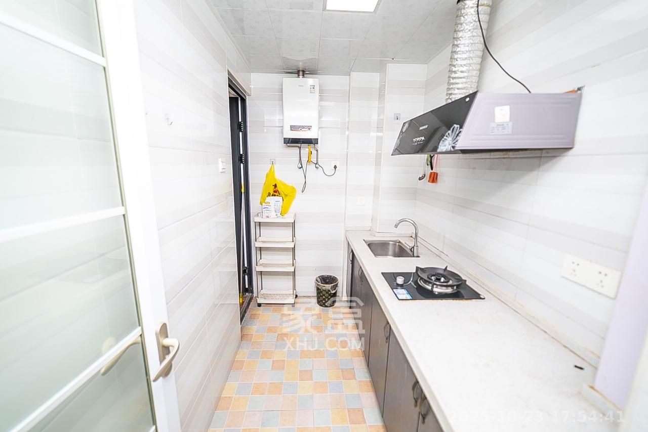 天鸿天府(天鸿中央大院) 2室1厅1卫 1900.0元/月 天鸿天府(天鸿中央大院) 2室1厅1卫 1900.0元/月室内图