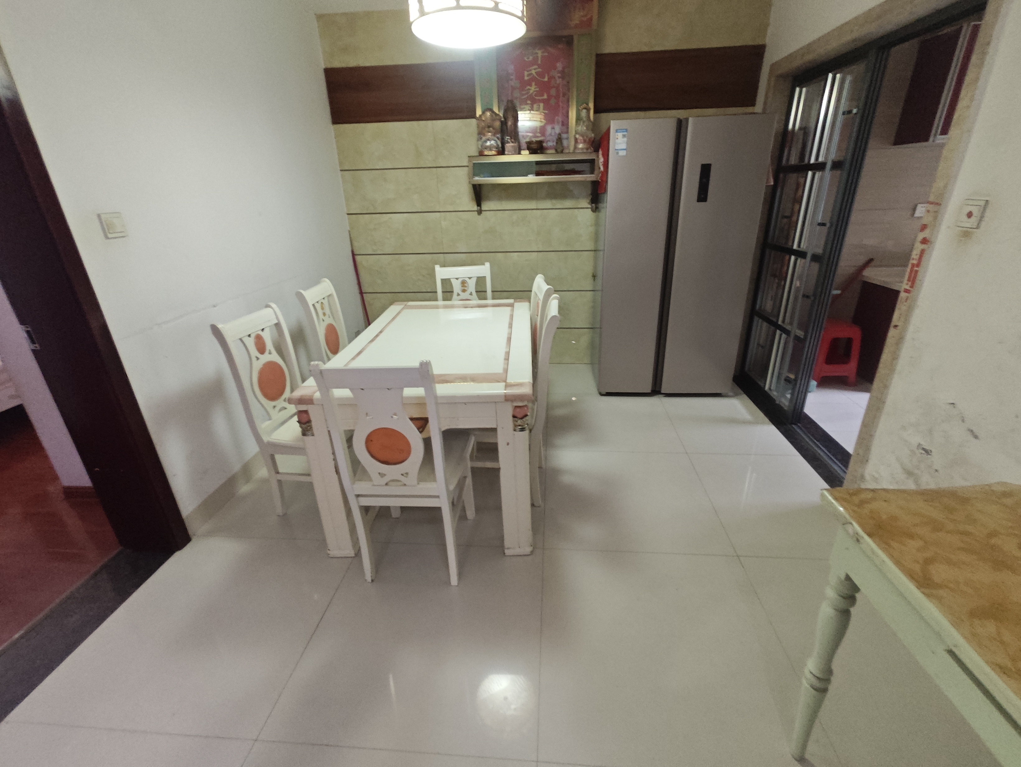 互助小区  3室1厅1卫    1400.0元/月户型图